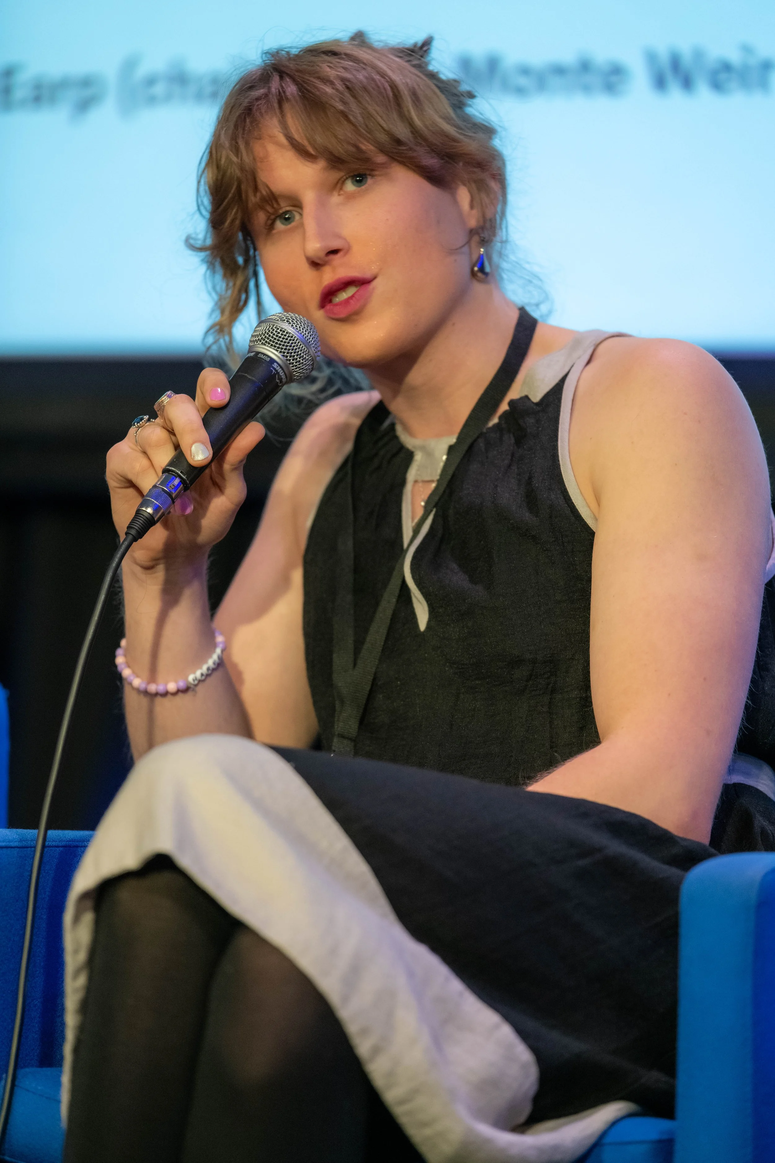 Selling Out_Teague Leigh_190426-4.jpg