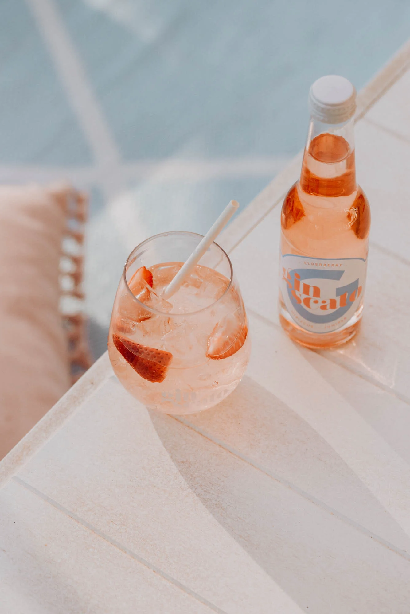 SOCIAL CONTENT // Captain Moonlights 