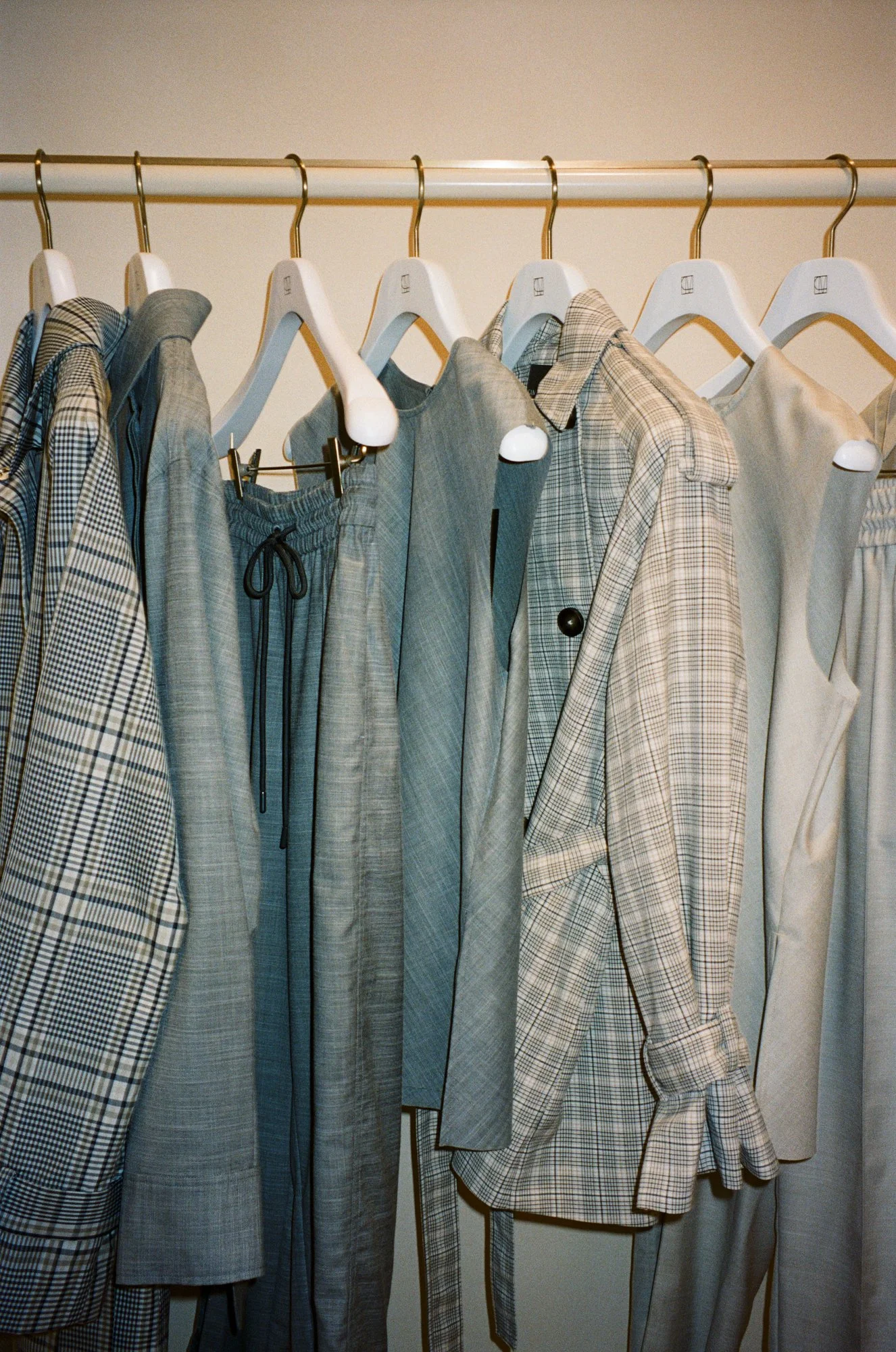 1_Camilla & Marc_MEAGHAN COLES_8206-01.jpg