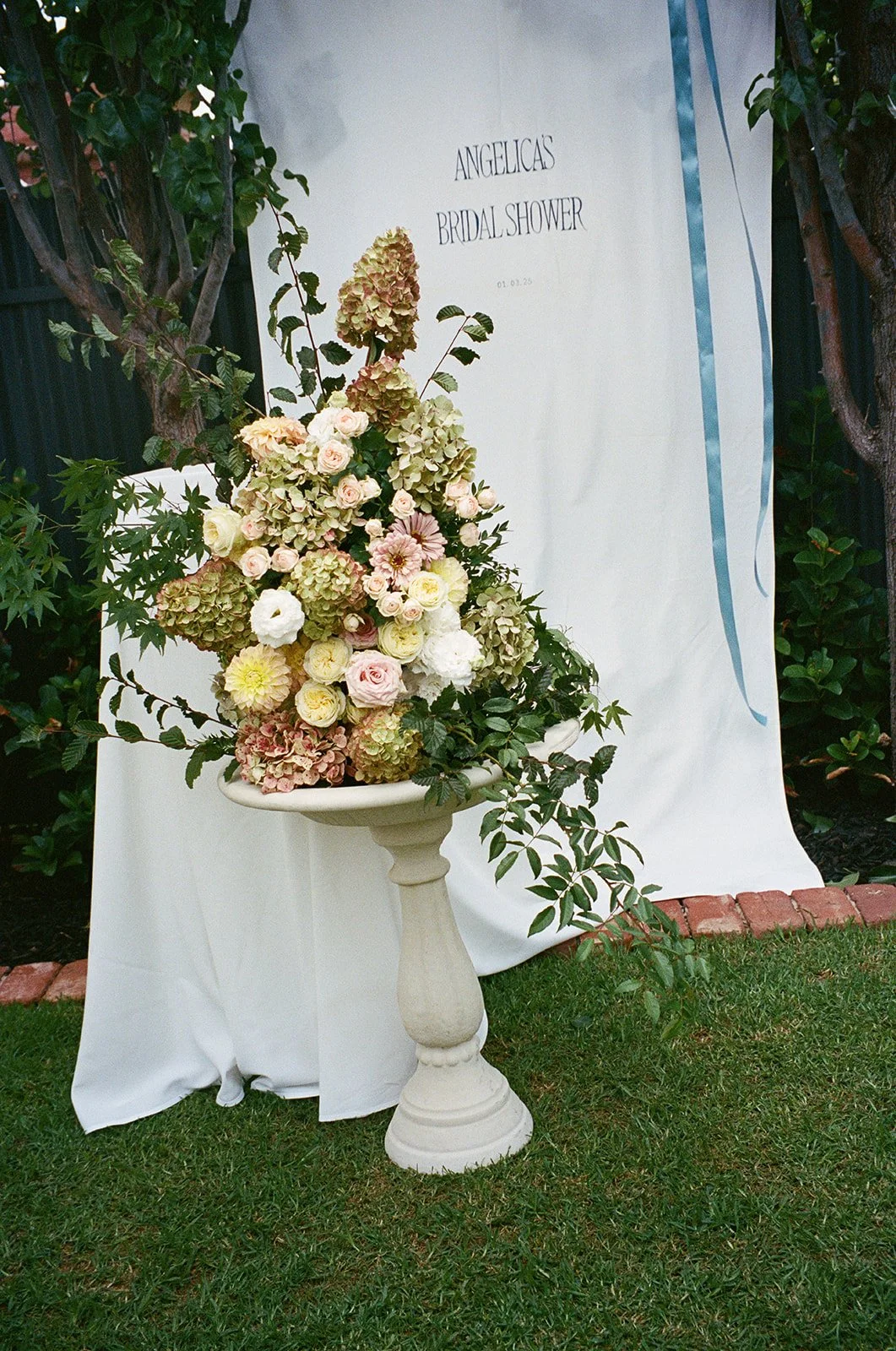 4_Angelicas bridal shower_Meaghan Coles_9722-05.jpg