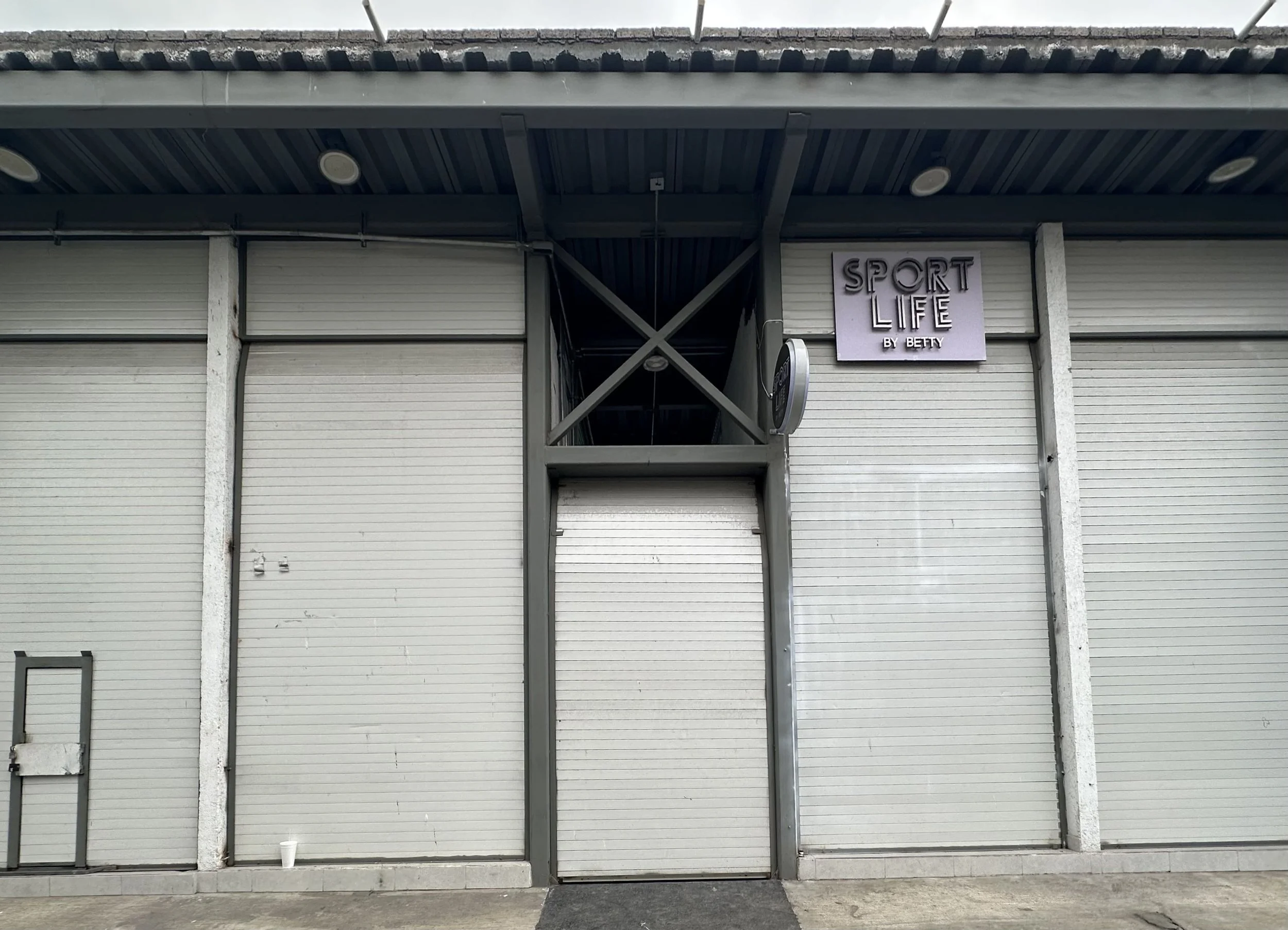 Locales Comerciales Fachada Pirincipal