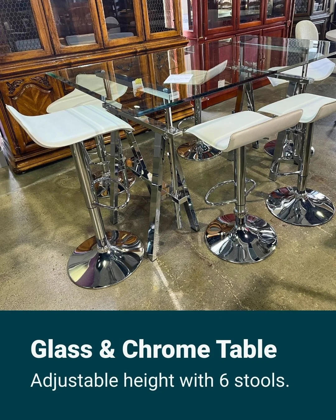 This glass and chrome height-adjustable table is a great fit for apartment living. The modern design keeps things clean and simple, while the adjustable height makes it easy to use for meals, studying, or gathering with friends.

With 6 stools includ