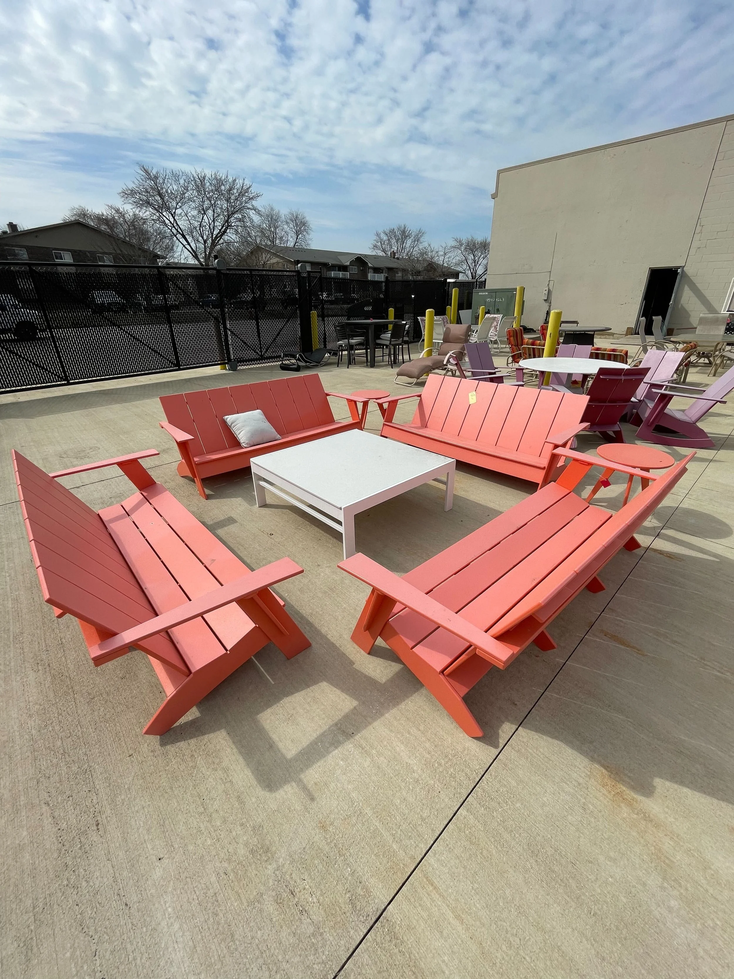 4 Smart Ways to Set Up Outdoor Space This Spring