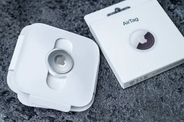 The Day Our Most Important Dive Gear Flew Out of the Truck… and I Tracked It Down with Chocolate