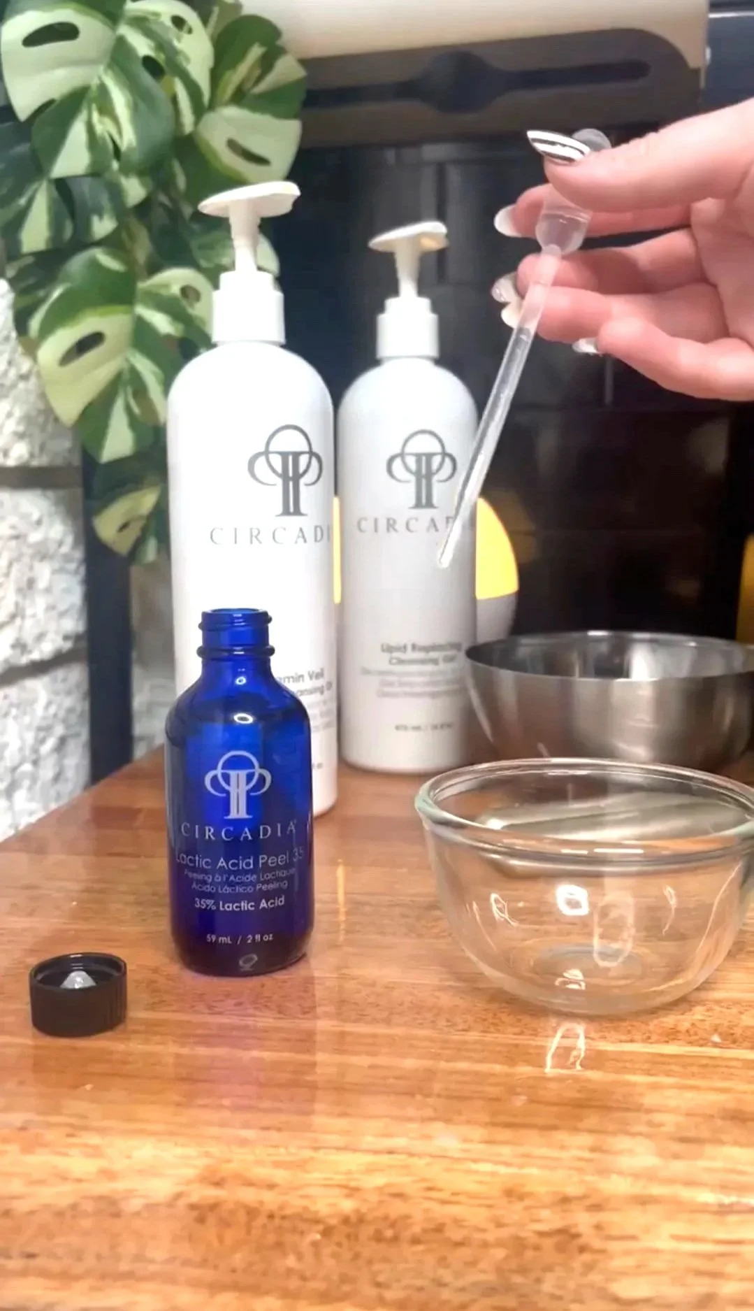 Why Autumn and Winter Are the Best Time for Corrective Skin Treatments