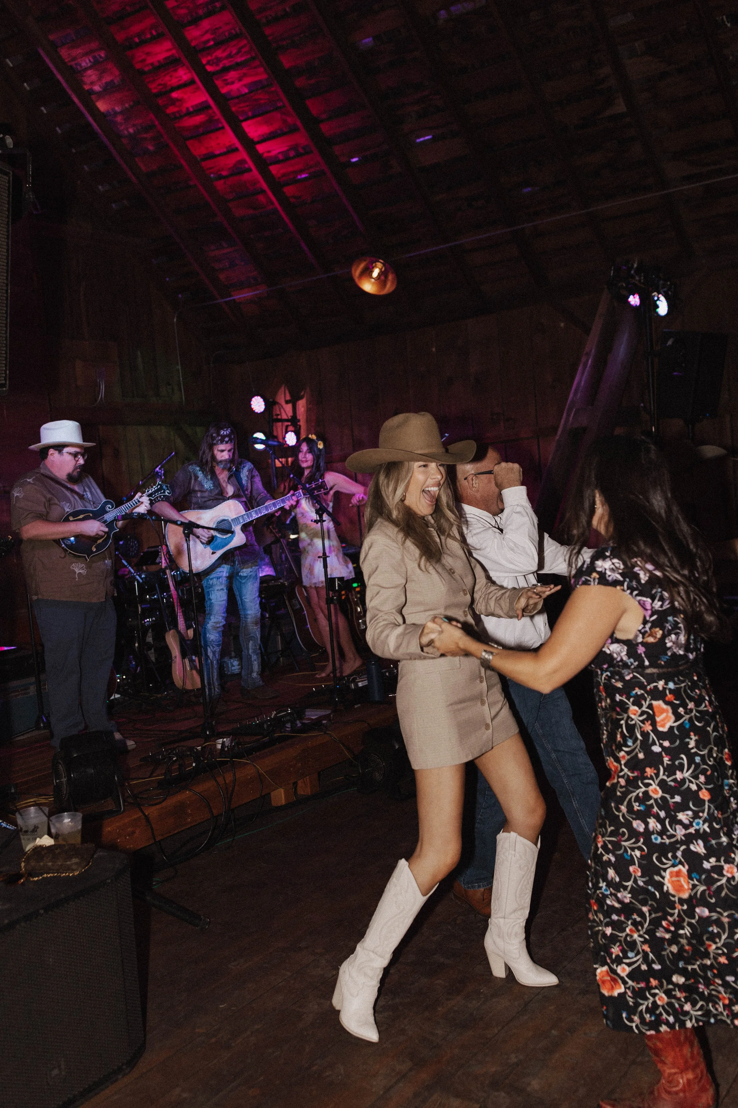 JA_Dancing.jpg