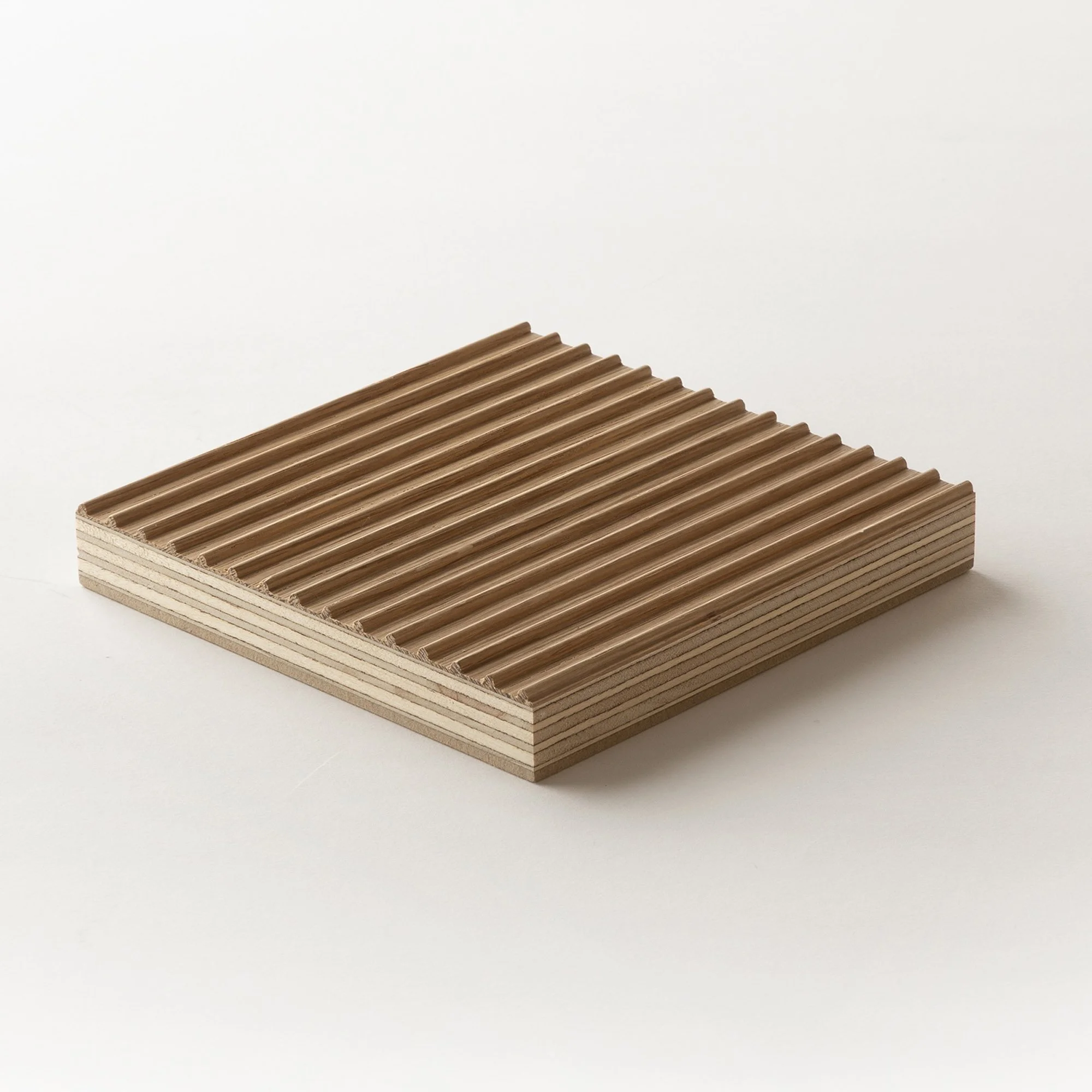 Lamellux — Nervuré E10 2.jpg