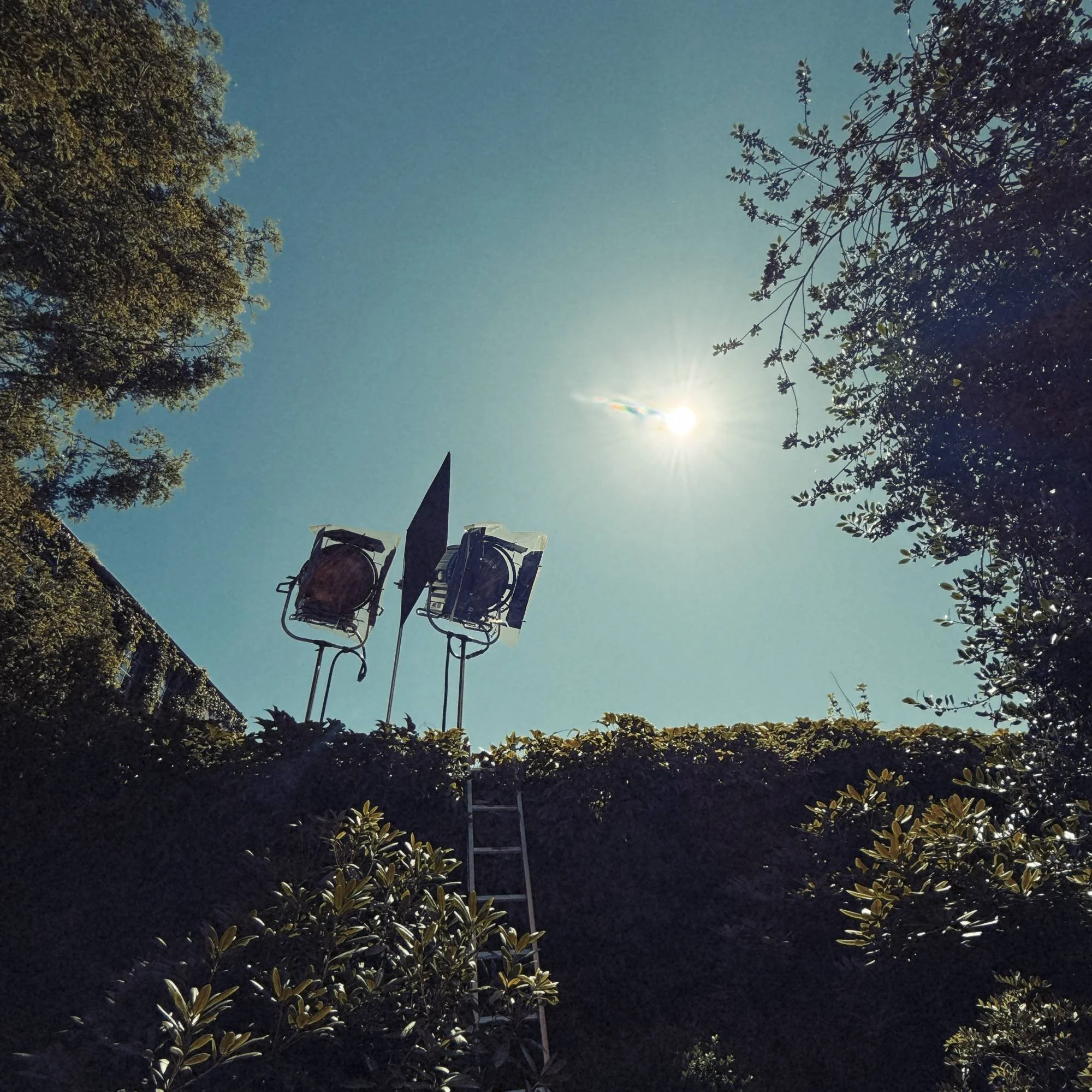 Arri 18K Fresnel Filmlight - Sunlight from the outside