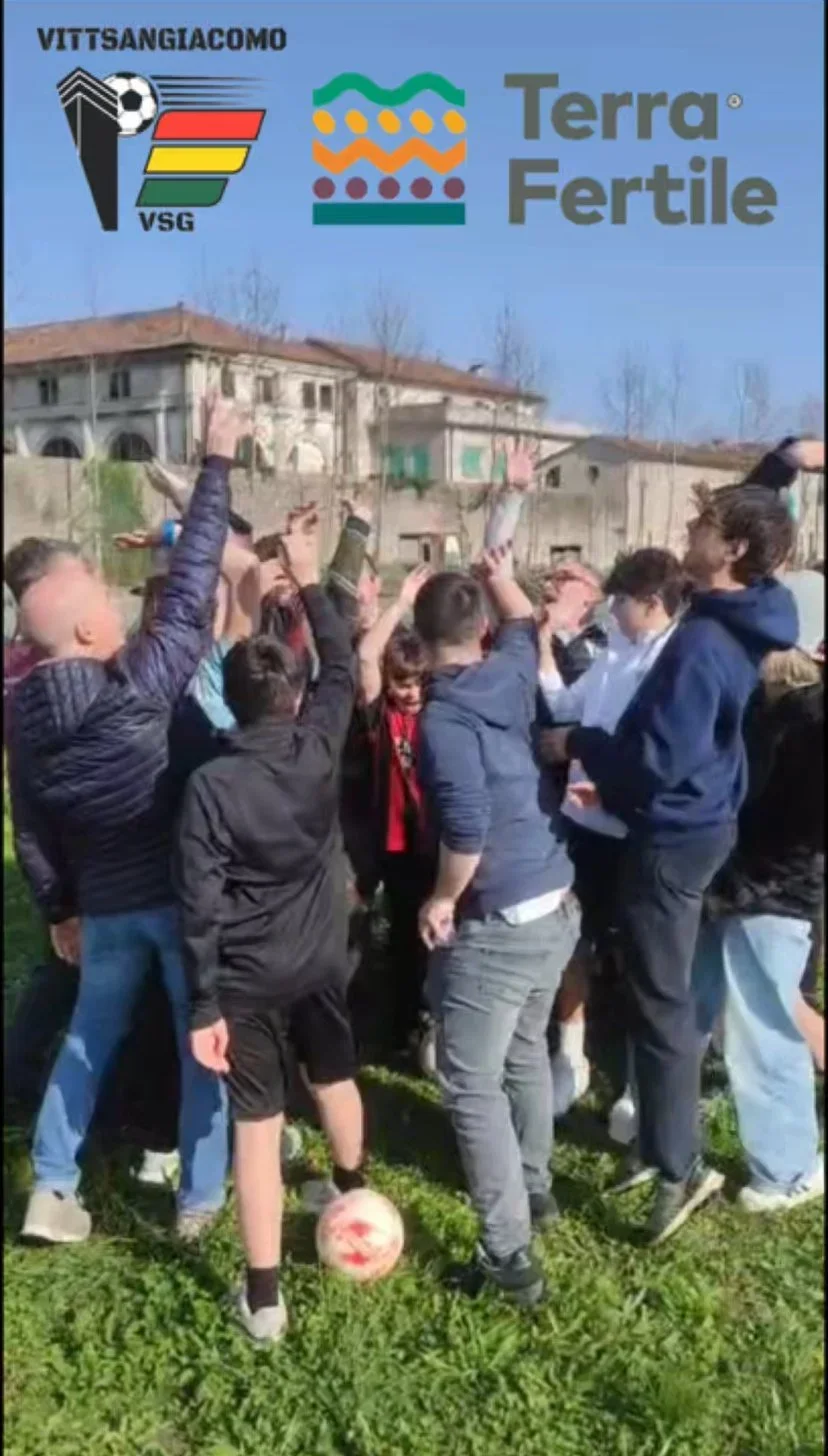 GIOCO DI SQUADRA CON TERRA FERTILE 