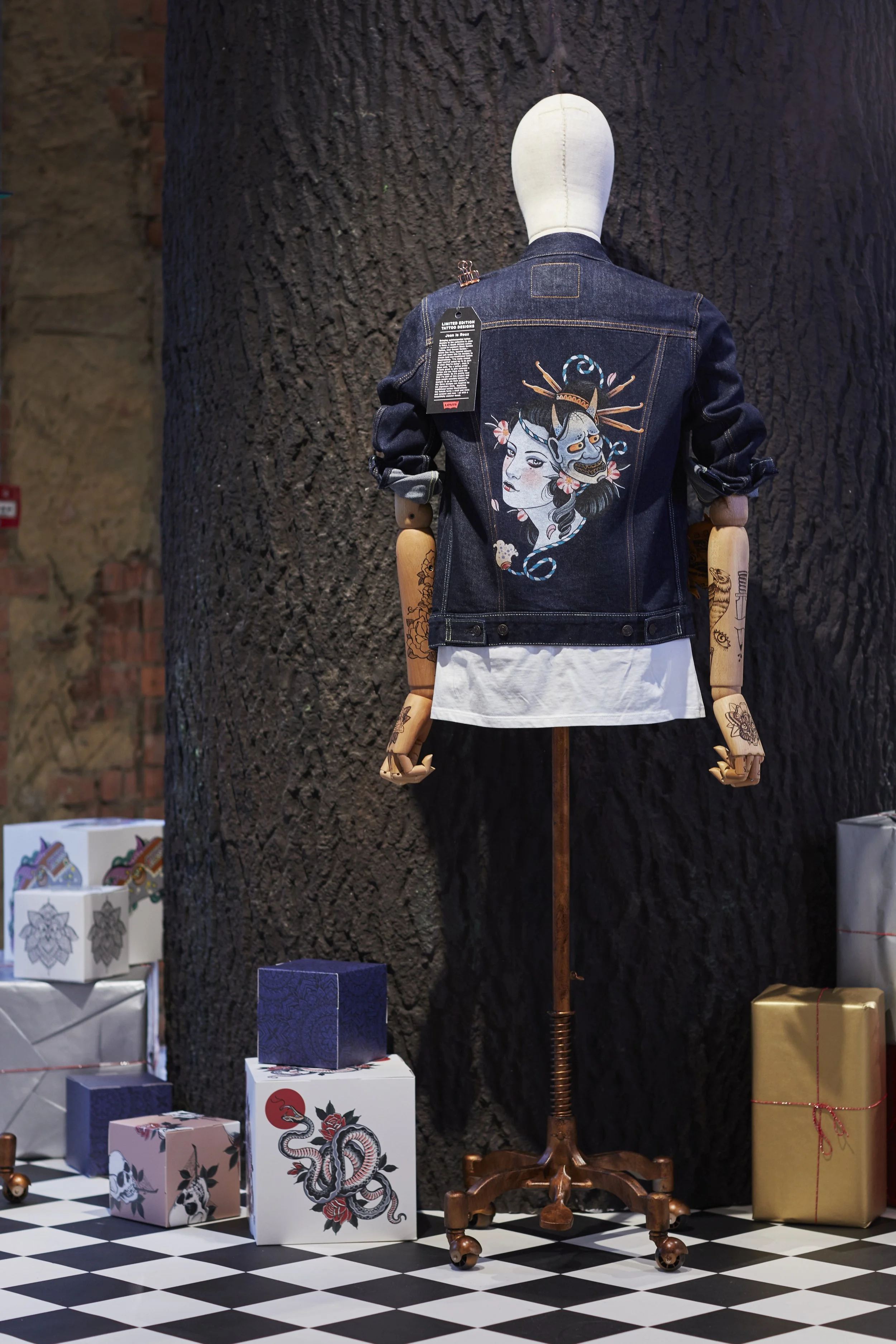 Levi's_Flagship_101117_0036 (1).jpg