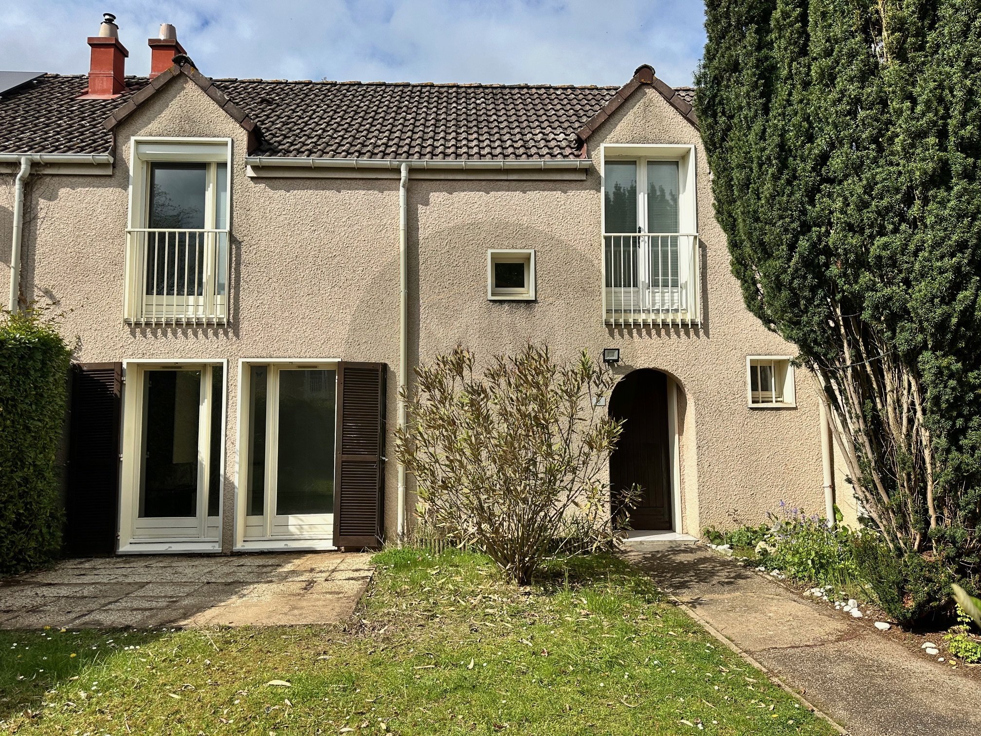 Maison proche Lery dans un environnement calme