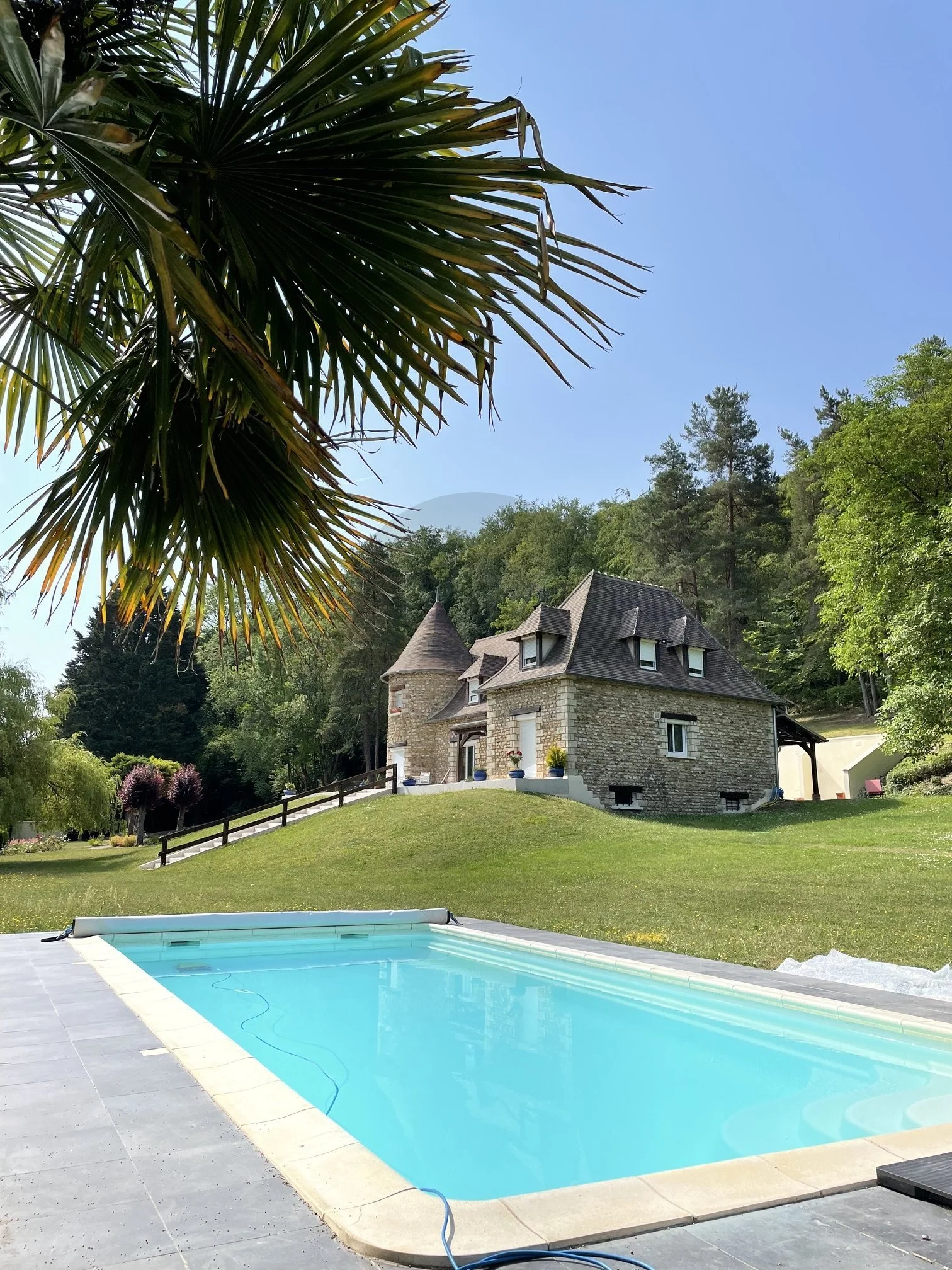 Maison 7 pièces 209 m² · à Clef Vallée d'Eure · 209 m² · 840 000 €