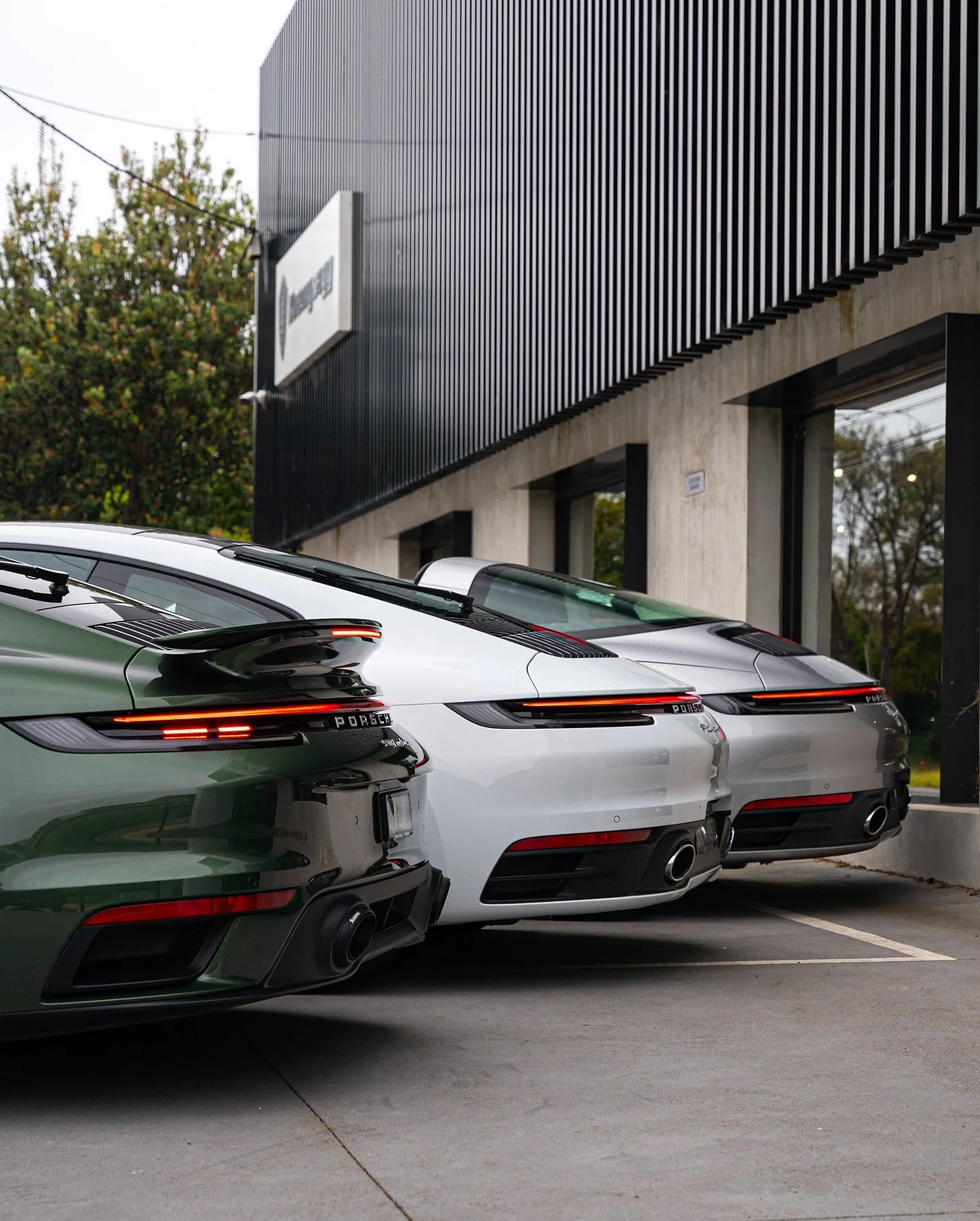 992 hat trick. 
Turbo S, Targa 4S, Carrera 4S
Oak Green, GT Silver, Carrara White
1200kms, 200kms, 8,800kms
Sourced by @_sullivankerr_ 
Built #fordrivers