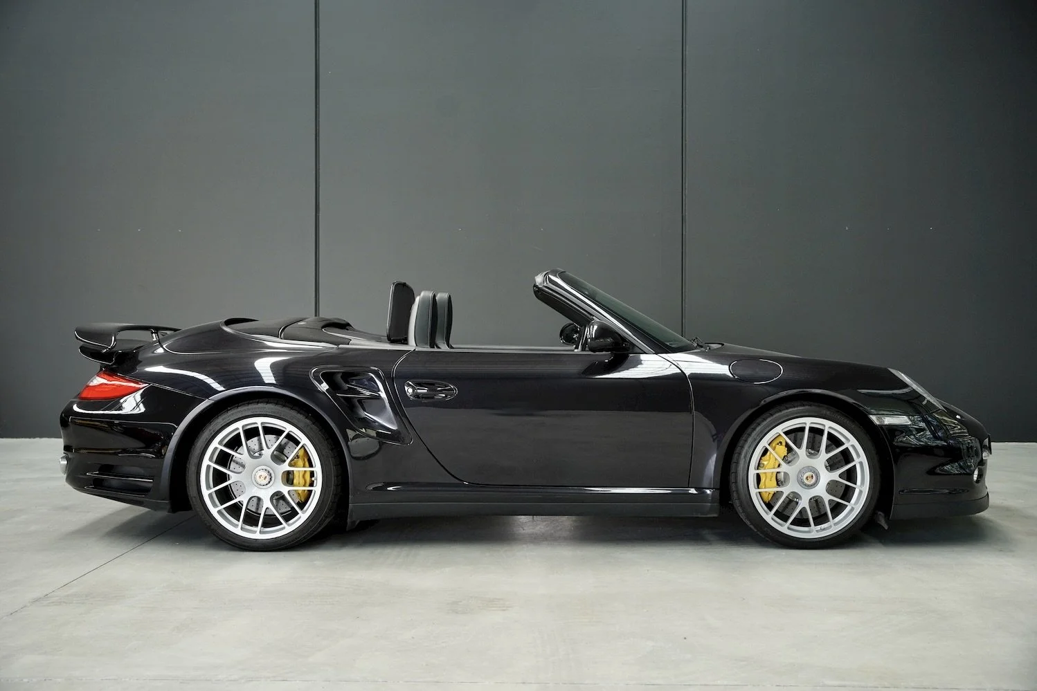 2010 PORSCHE 997.2 TURBO S CONVERTIBLE