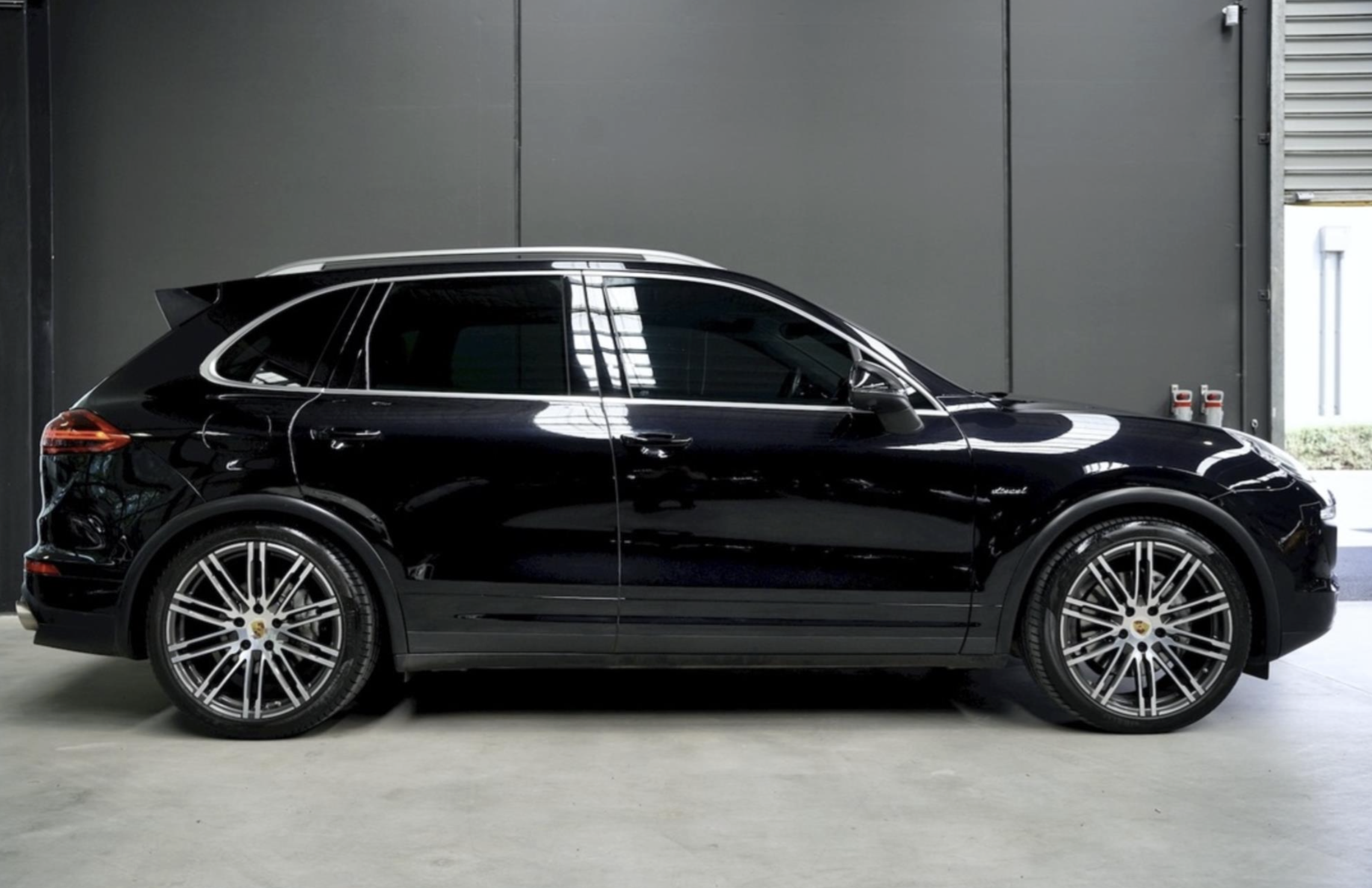 2016 PORSCHE CAYENNE S DIESEL