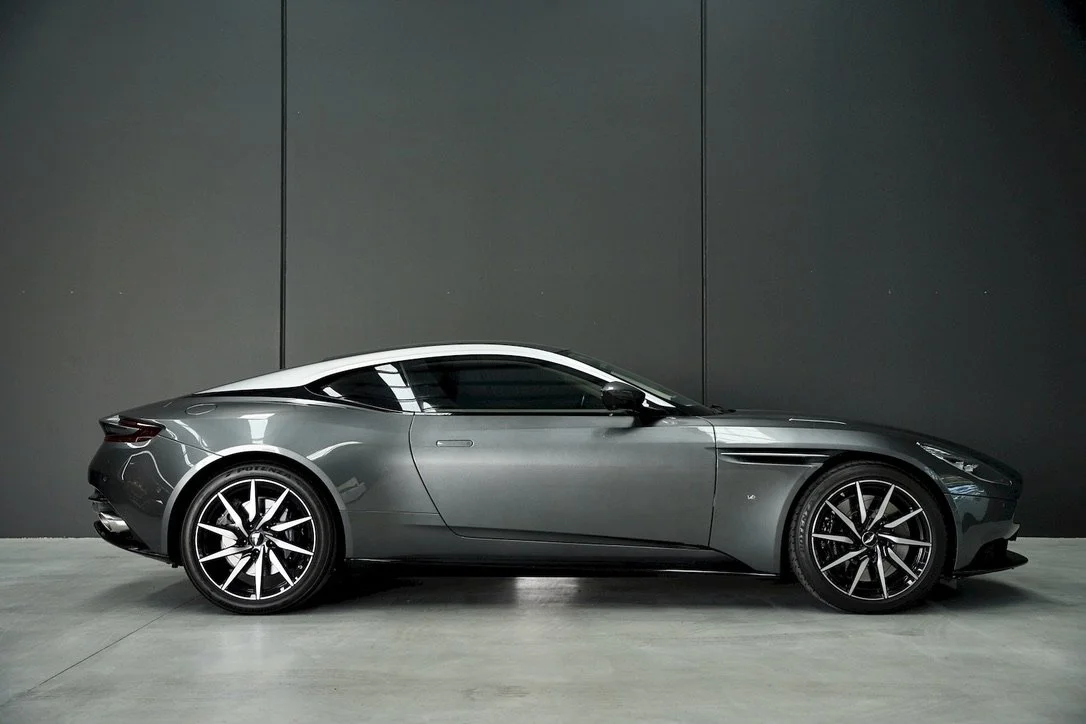 2017 ASTON MARTIN DB11 V12 LAUNCH EDITION