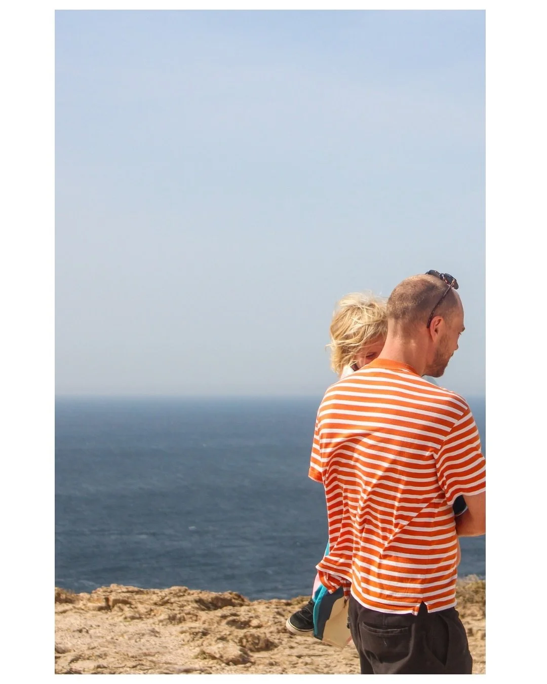 Another #FacelessFriday from the archives &mdash; Sagres, southwest Portugal. Cliffs and crashing waves that feel a bit like Cornwall, but with the added bonus of sunshine 🌞 I did still manage to take photos this week in between booked jobs, so we&r