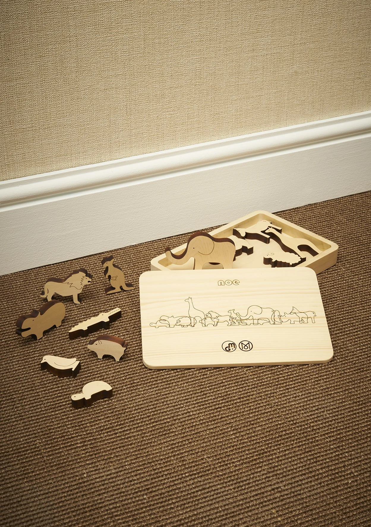 merch issue 681114.jpg