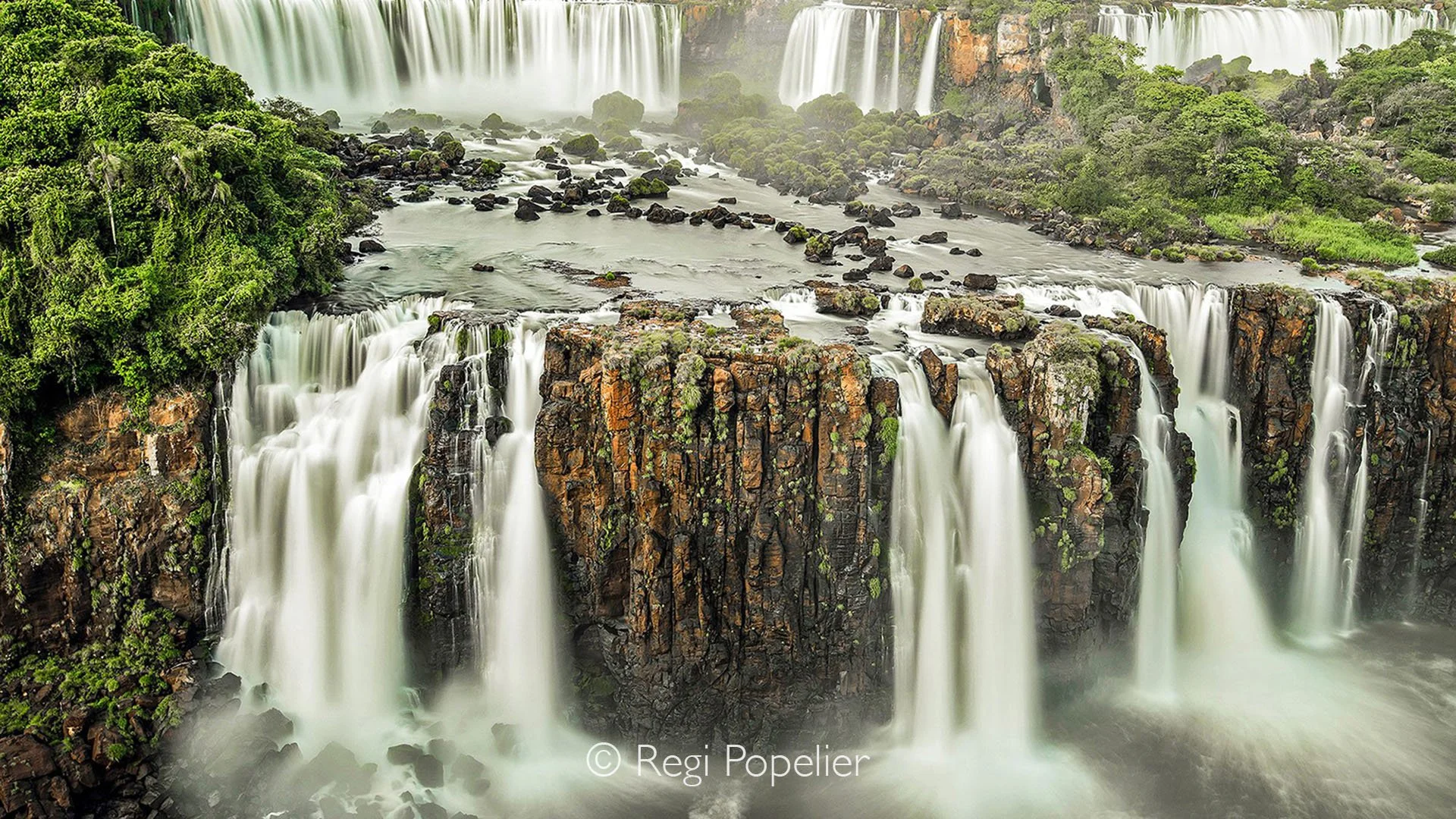 BRA011 - Mesmerizing cascade captured with a low shutter speed, where flowing water turns into silky ribbons. More of these images in the section Landscapes.