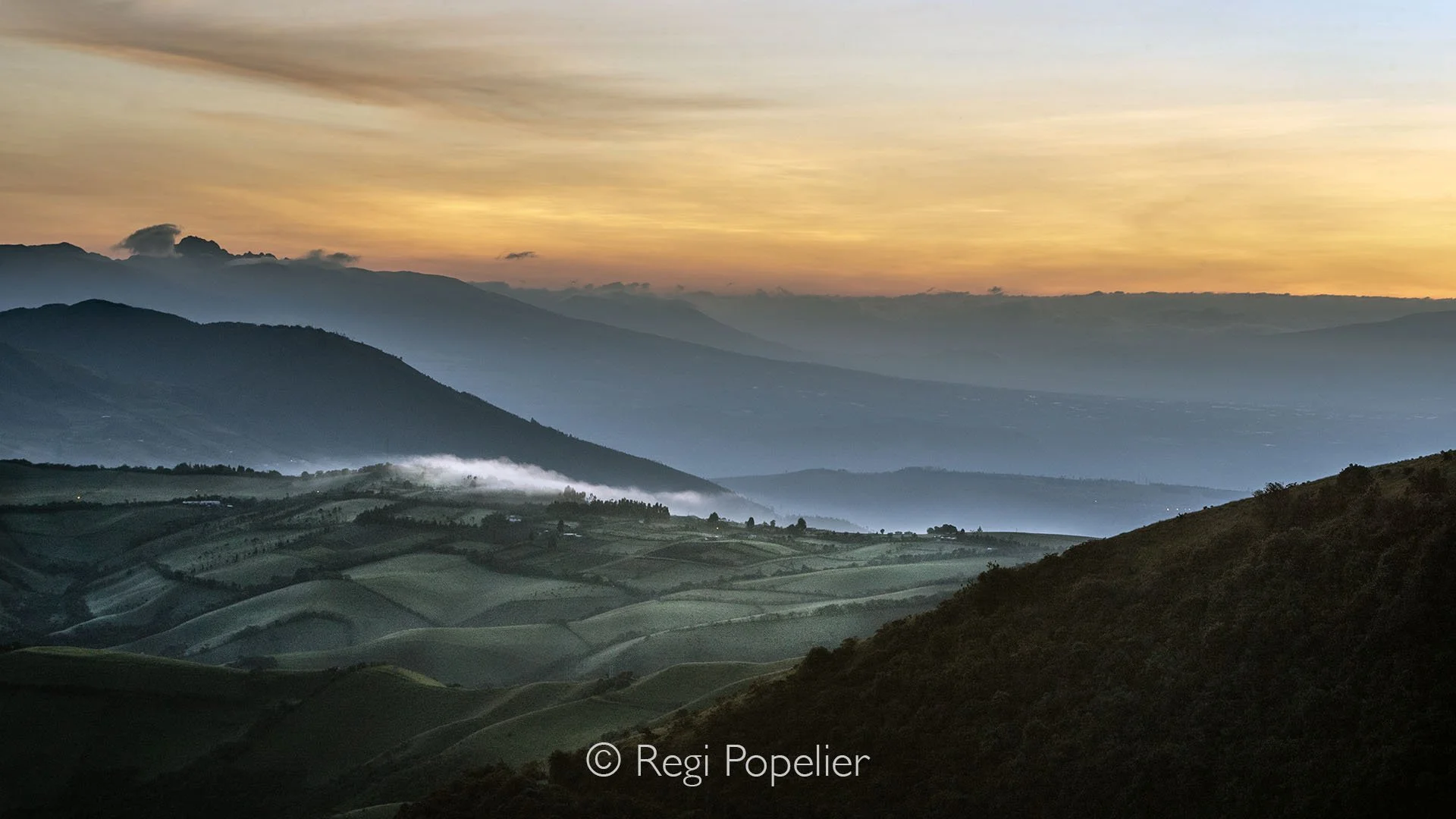 EQ020 - Amazing landscapes of Equador.