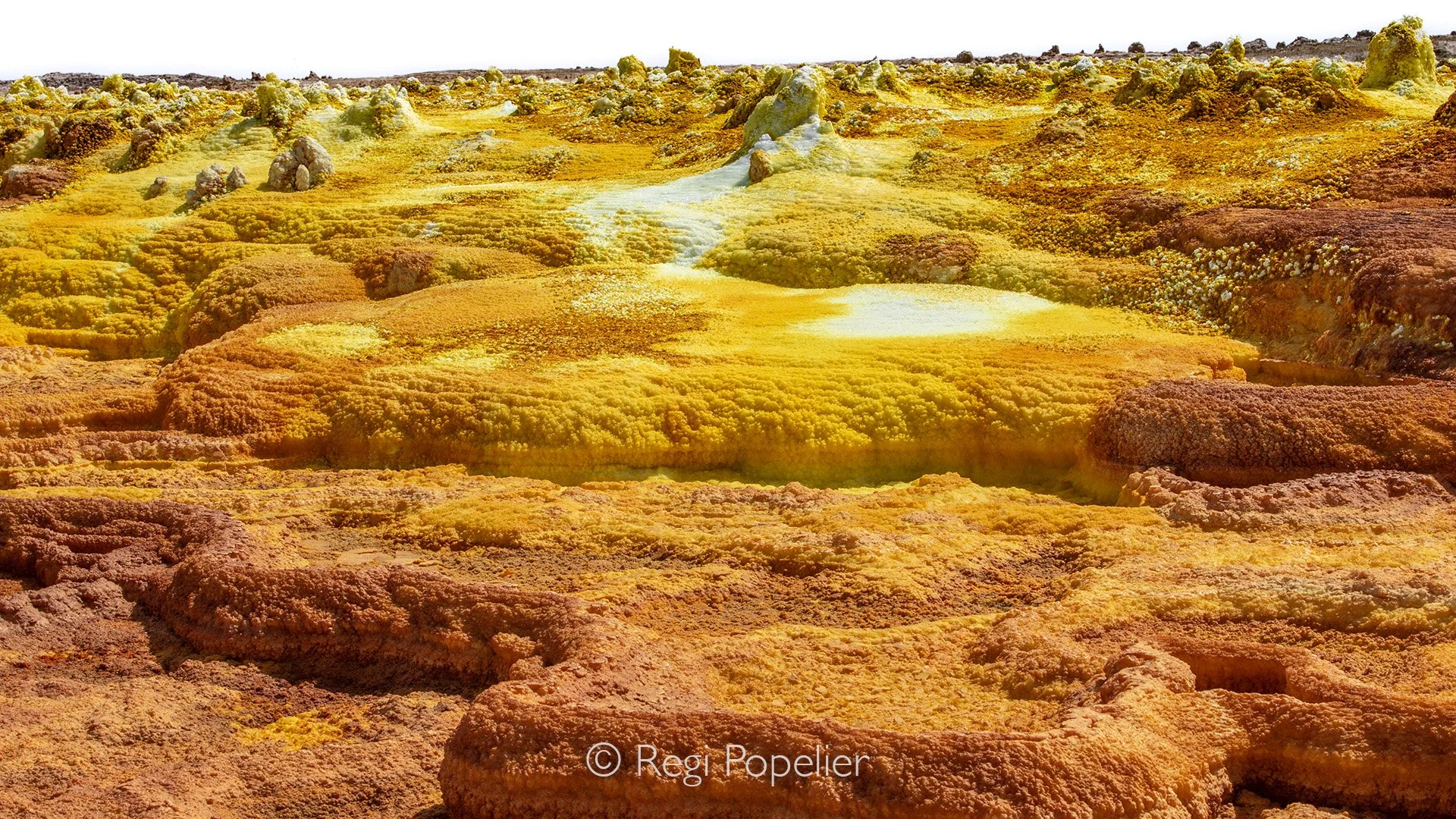 ETH039 - Not only one of the hottest( when I was there temp went to 54° celsius.  it is also one of the lowest places on earth  125 m below sea level 