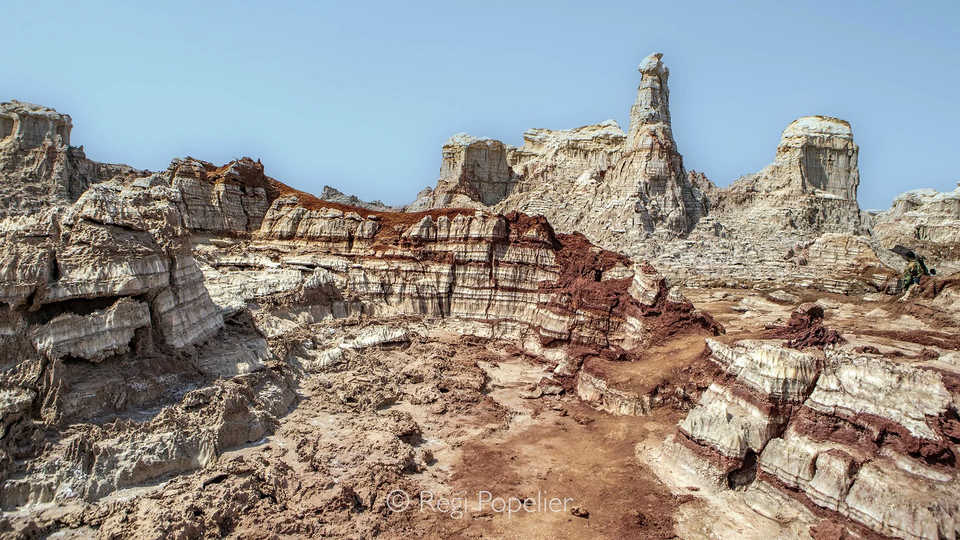 ETH044 - Bizarre rocky landscape with petrified salt layers at the edge of the Lake Karum, Danakil Valley.