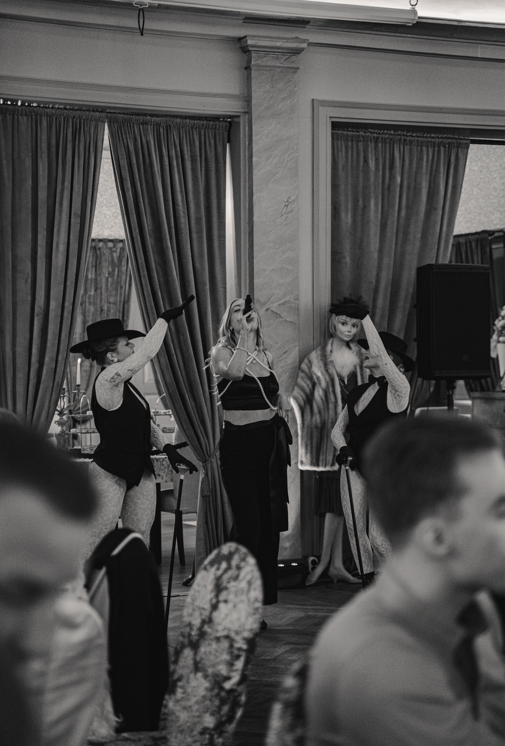 Dinner & Show