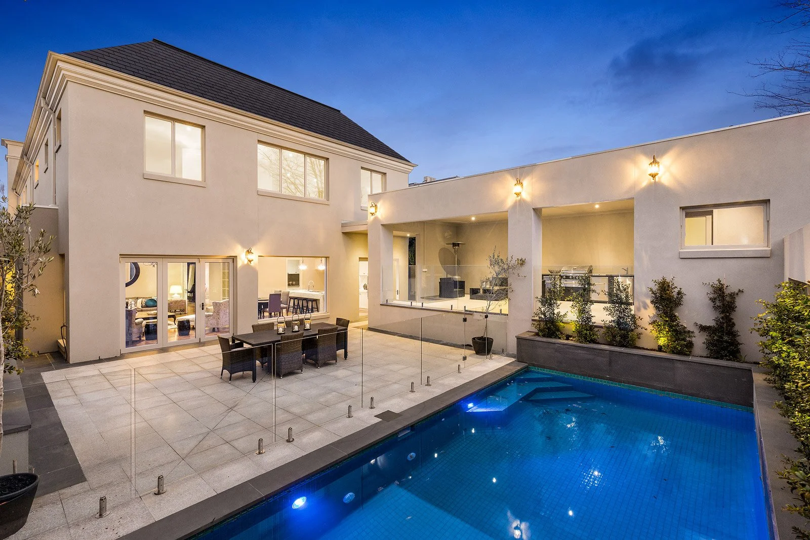 hawthorn-french-provincial-mansion-pool-alfresco-terrace.jpg