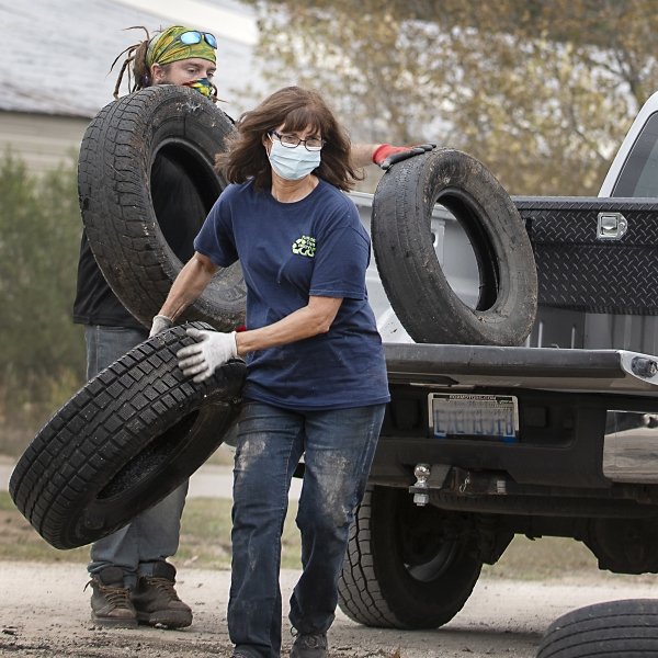 Iris - Tire Drive.jpg