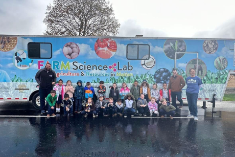 FARM science lab at Nouvel Catholic Central Elementary