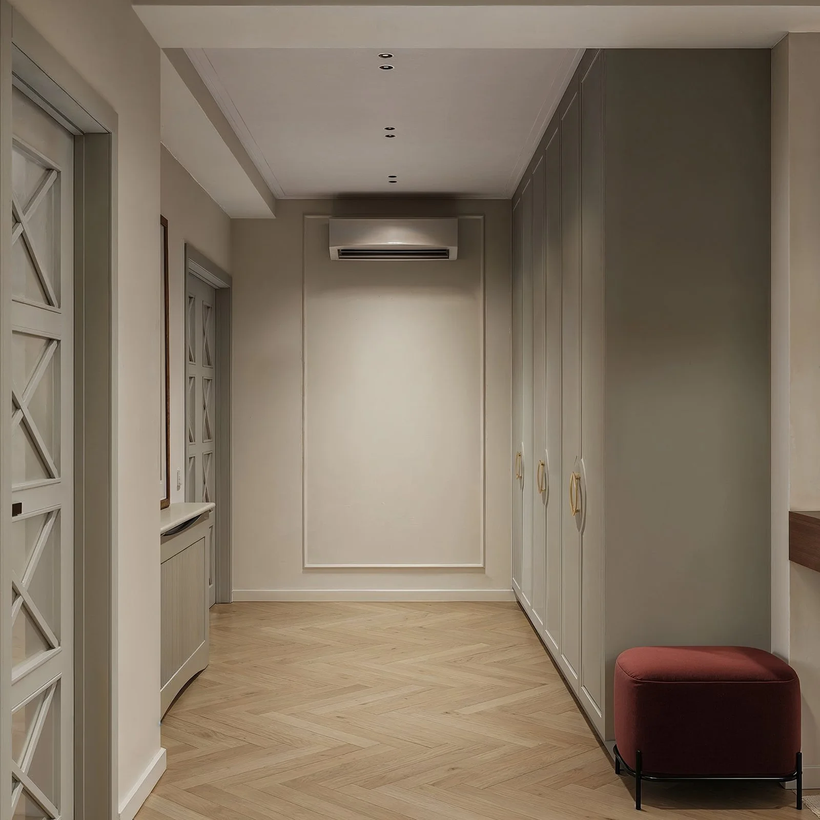 hall-modern-bordeau-verde-pastel-mic-luminos-parchet-catifea-ulmd2602 (4).jpg