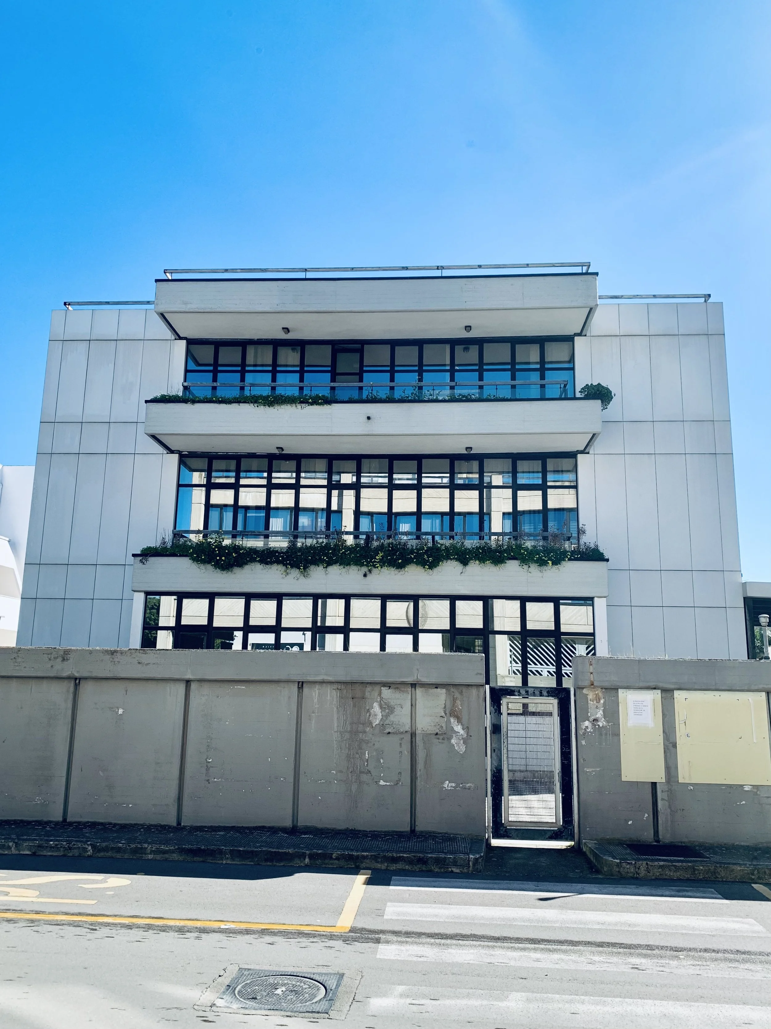 Immobile Terra-Cielo a Lecce/Free-standing Building in Lecce