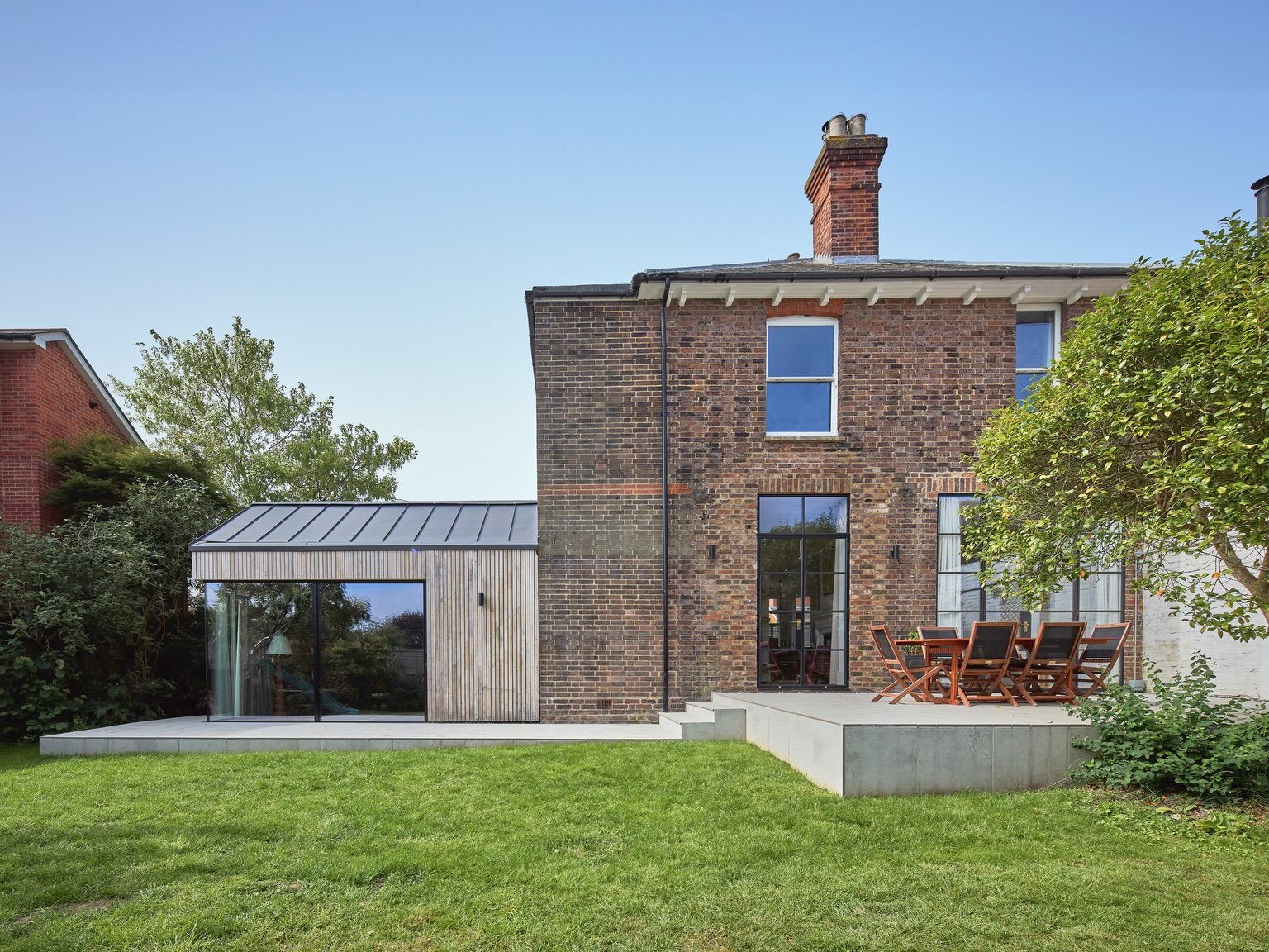 We&rsquo;re delighted to share this recently completed extension and refurbishment project in Tunbridge Wells.

The project involved opening up the internal layout and extending the house to create a new snug &mdash; a calm space for the clients to r