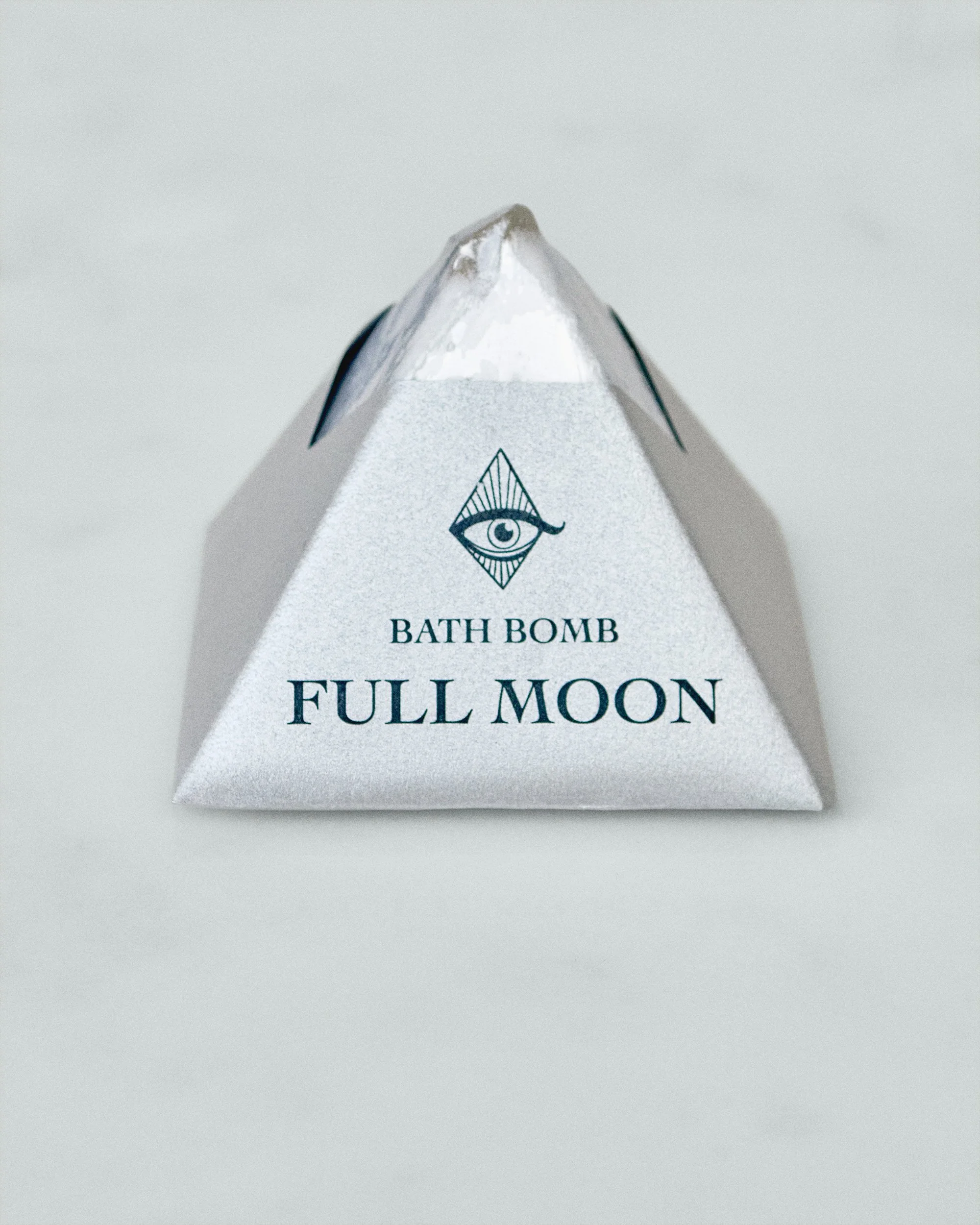 FULL MOON BATH BOMB