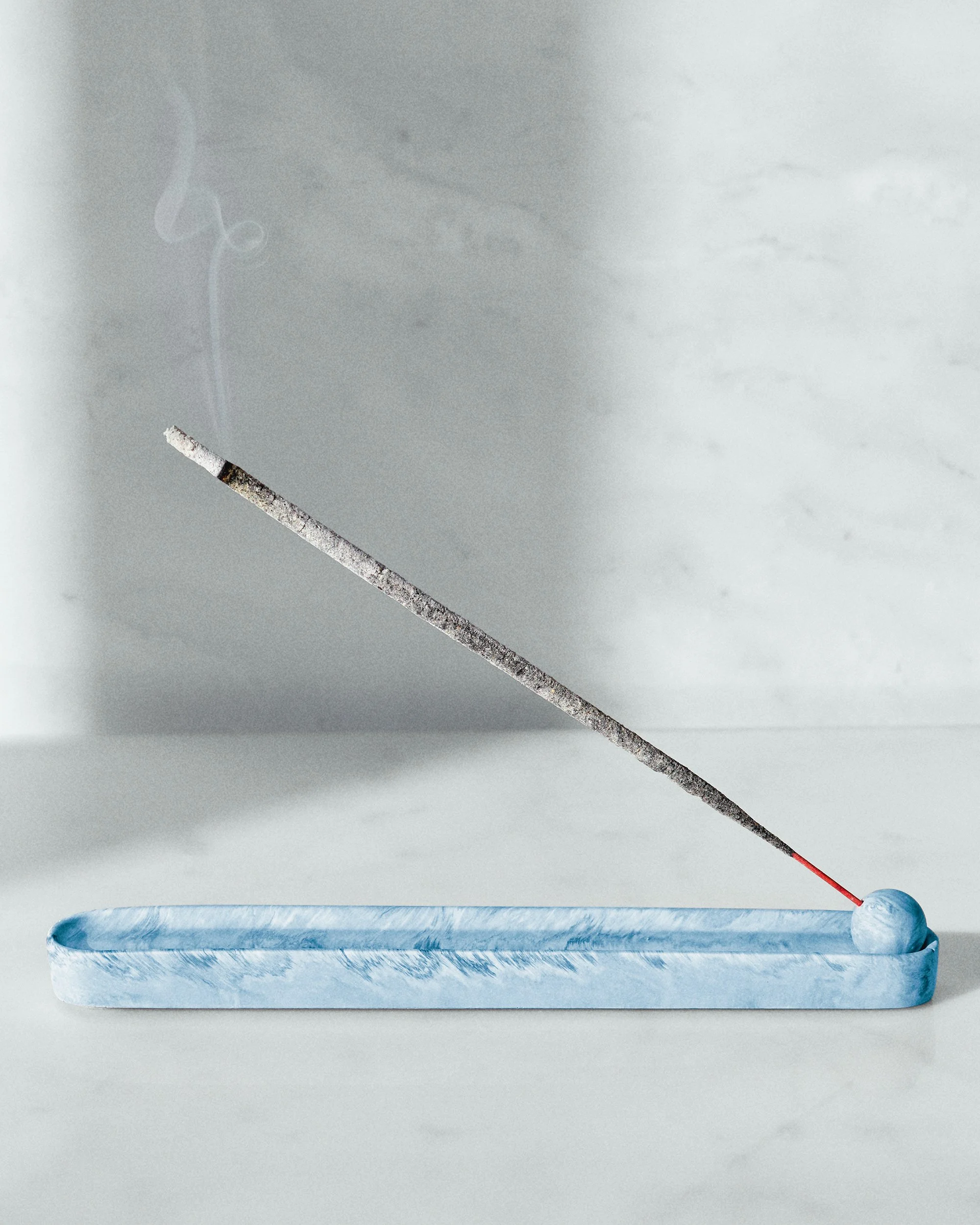 BLUE VELVET MARBLE : INCENSE HOLDER