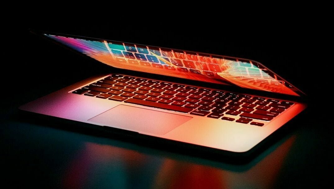 Fake and Misleading Consumer Reviews 