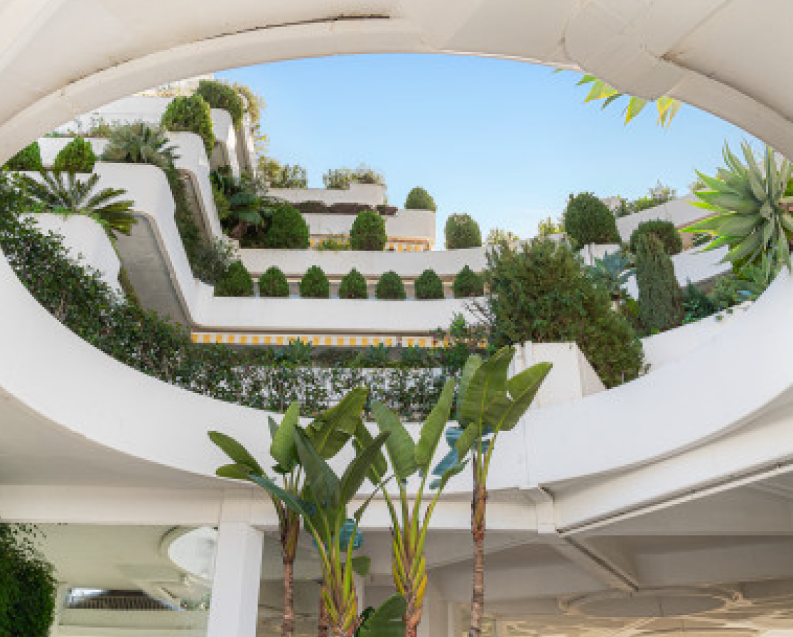 LAS TERRAZAS DE LAS LOMAS GOLDEN MILE MARBELLA