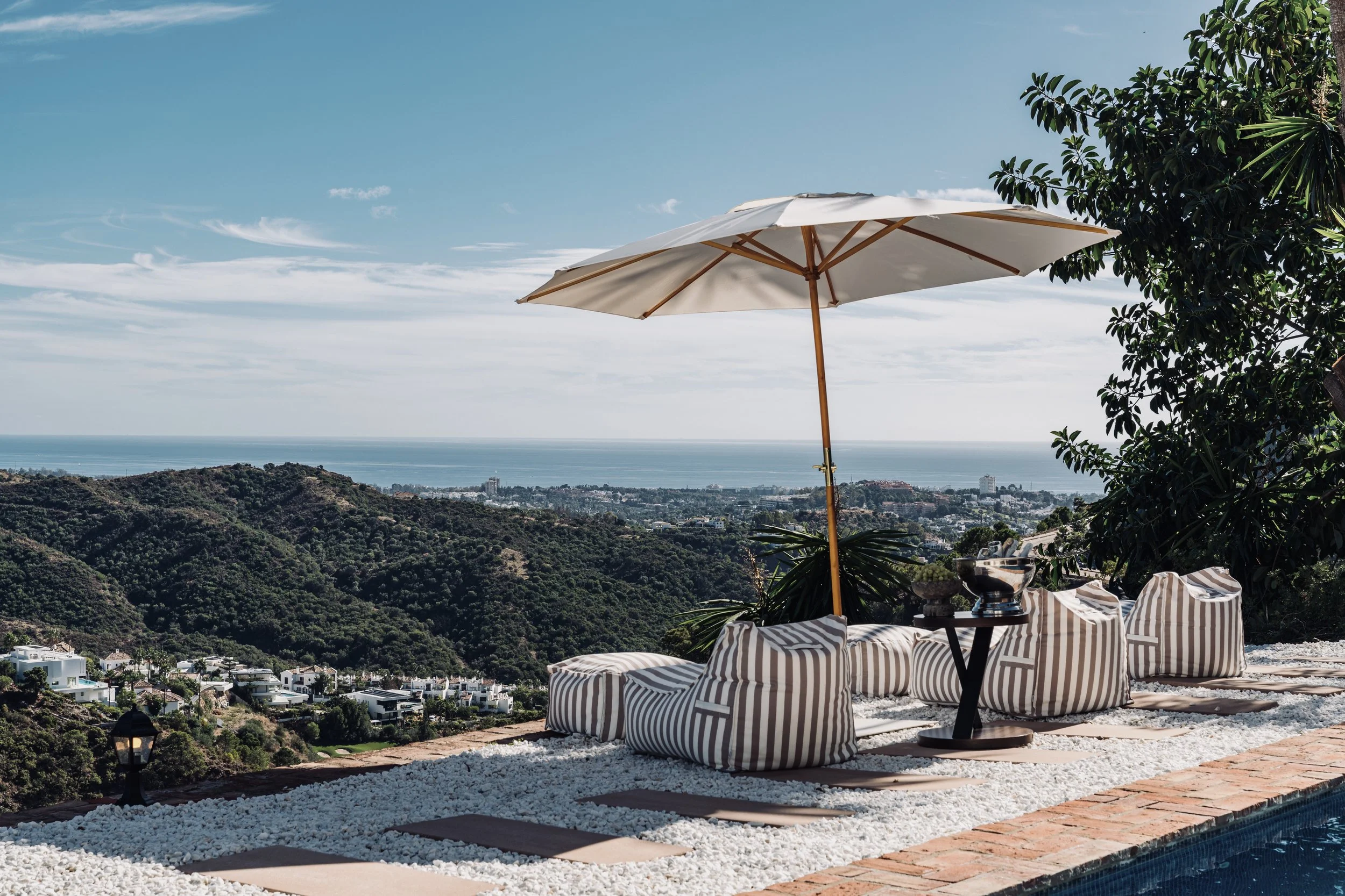 VILLA ESENCIA - EL MADROÑAL , BENAHAVIS