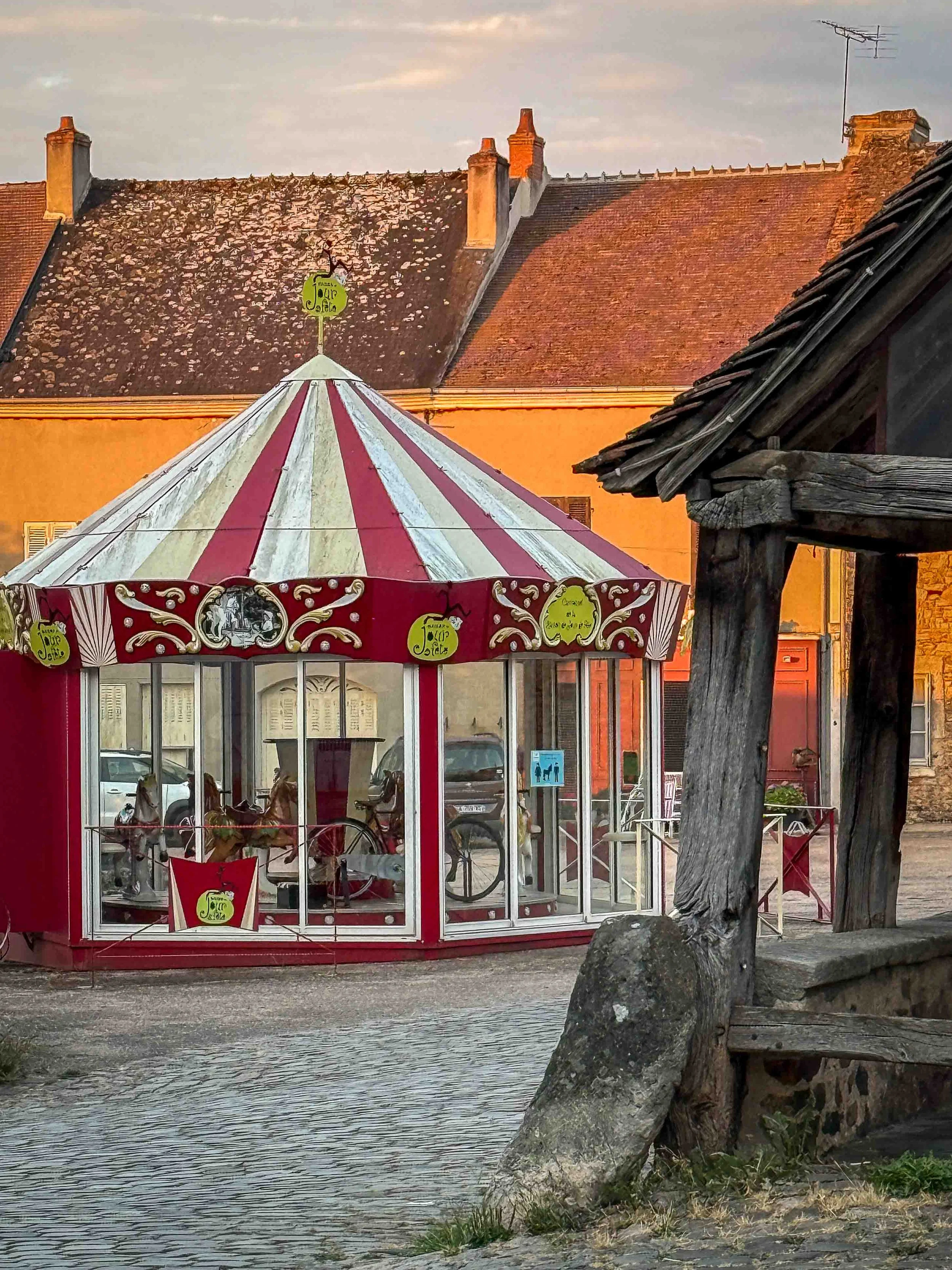 So you want to write about yourself? Om oor jouself te skryf. Marita van der Vyver 2500 Euros