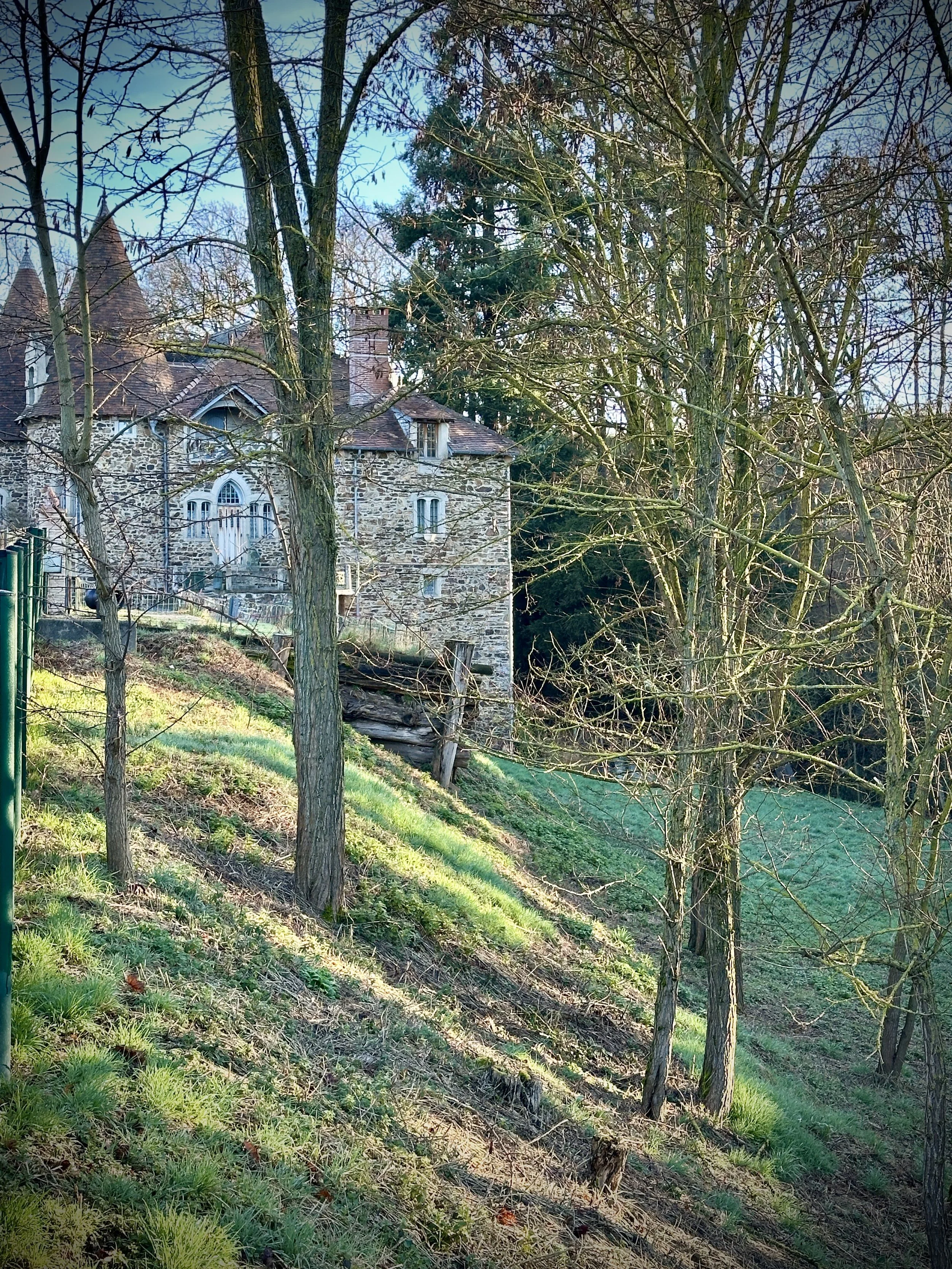Chateau 3.jpg