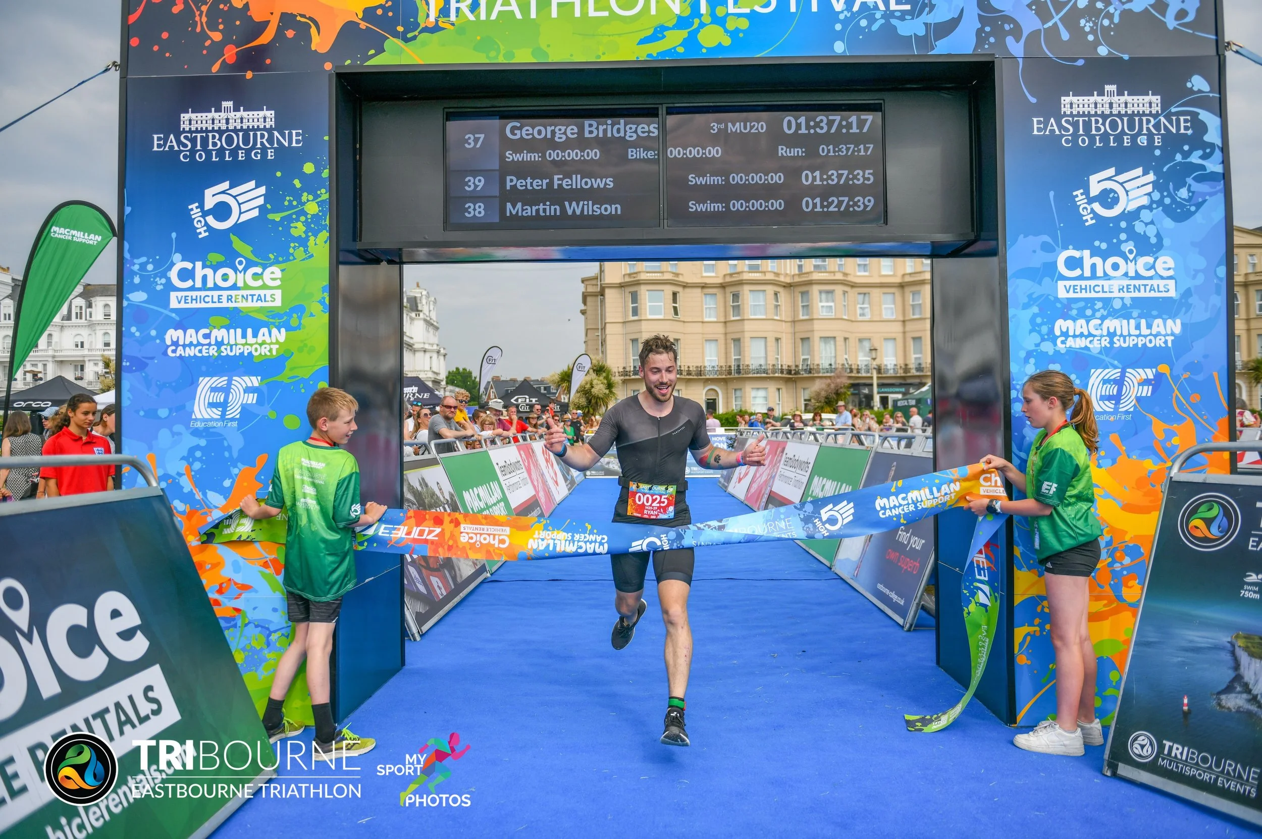 Head Coach Ryan winning his age Category and setting the standard for Online Coaching and Personal Training clients in Eastbourne and surrounding areas.