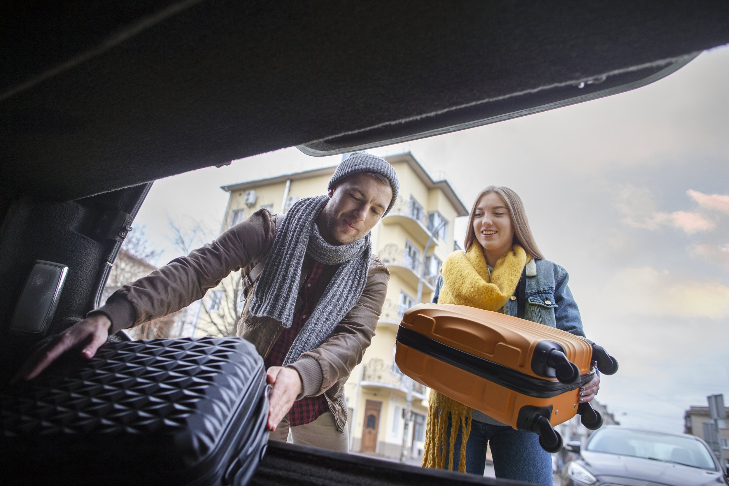 young-adults-travelling-winter-time.jpg