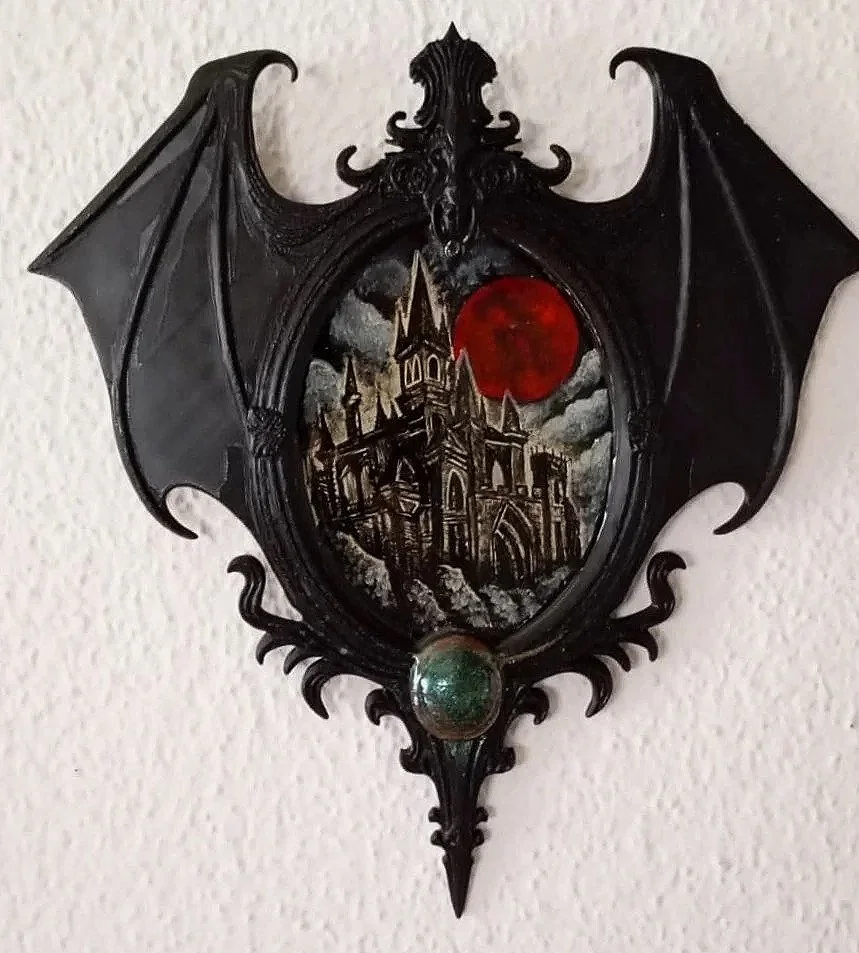 The Castle
30x26 cms SOLD