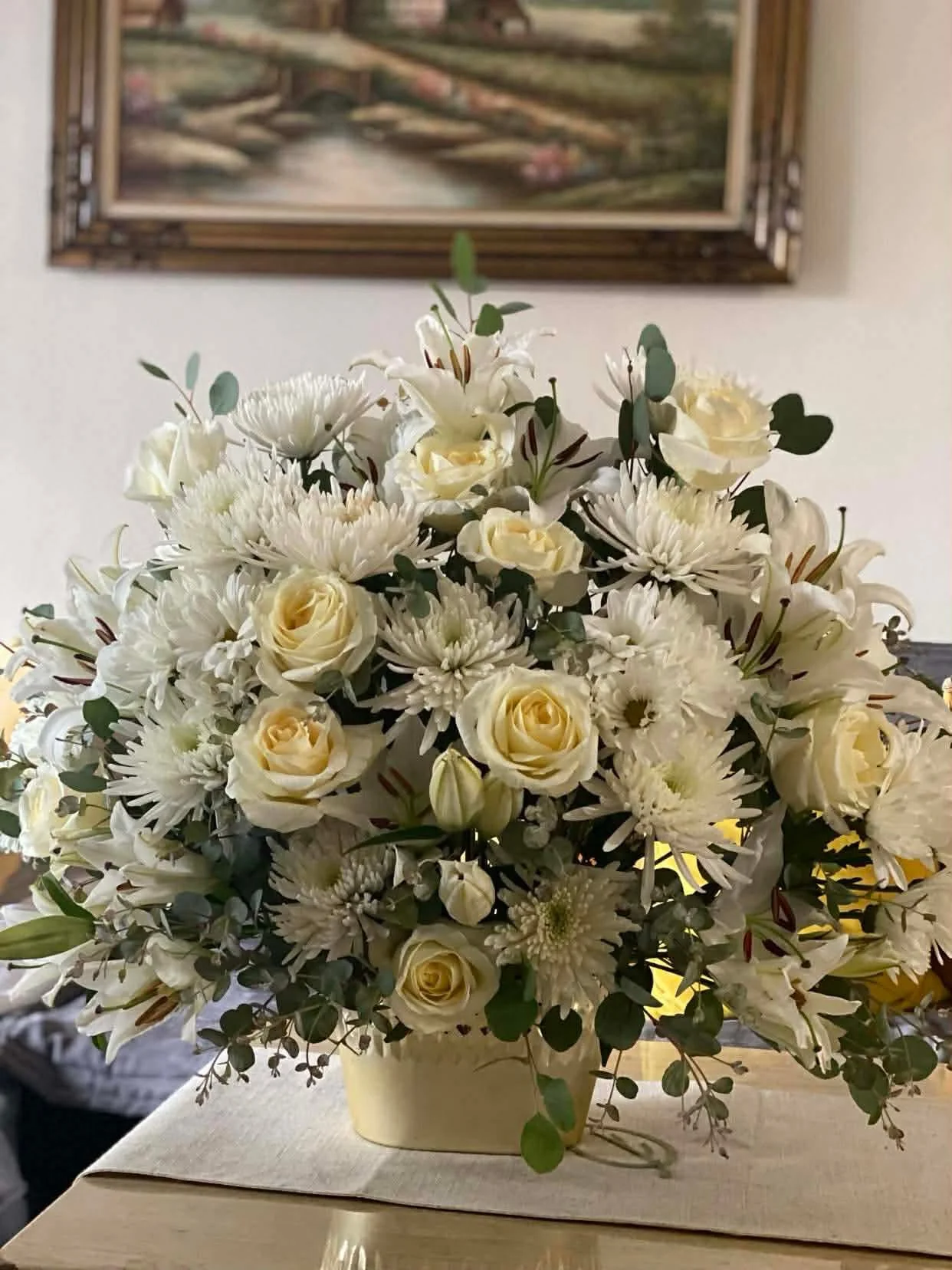 White bouquet.jpg