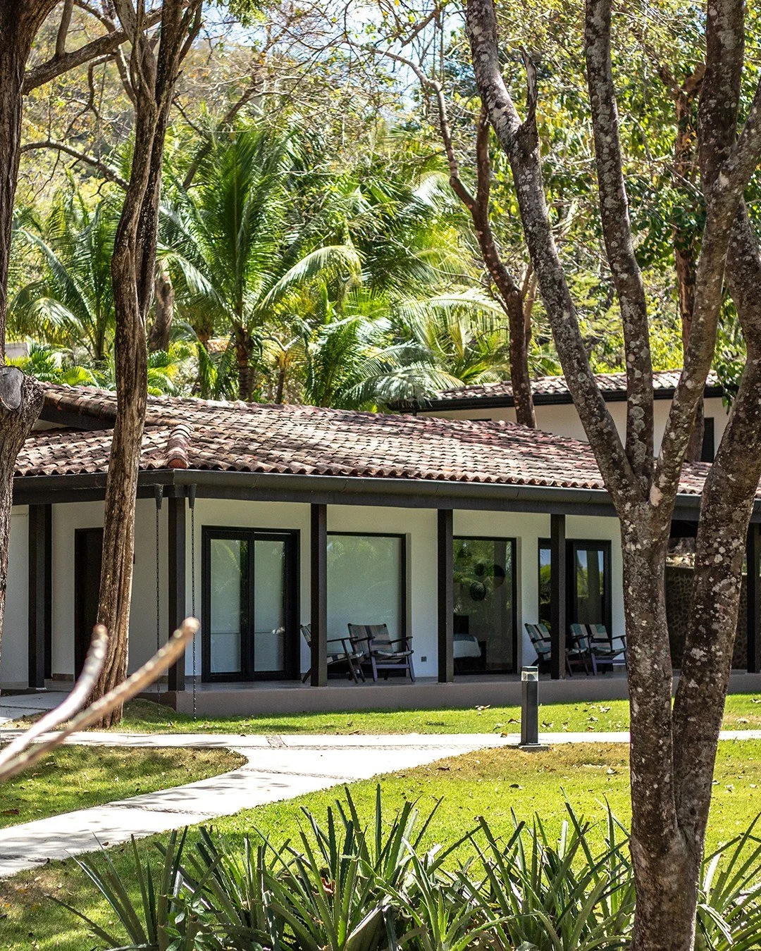 Escape to Reunion Hotel and Wellness Center's Costa Rican paradise. Our casitas, surrounded by vibrant greenery, offer the perfect sanctuary to reset and unwind. Click the link in bio to book your stay.

#costarica #costaricatravel #wellnesstravel #t