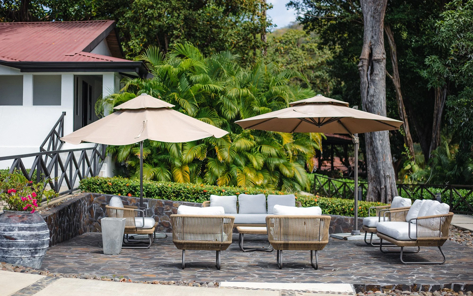 Outdoor Lounge