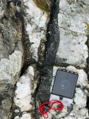 Molybdenum in Quartz Vein, Souter Head, Aberdeenshire