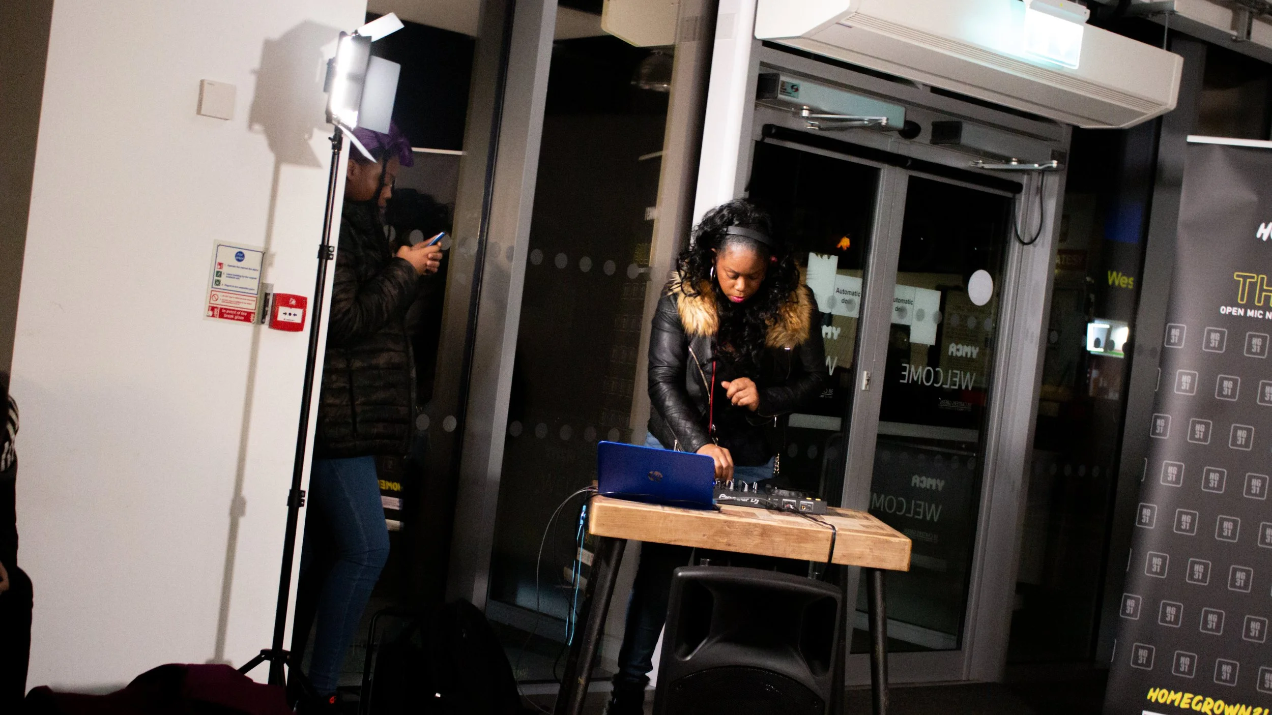 THE PLUG - NOVEMBER_-3.jpg