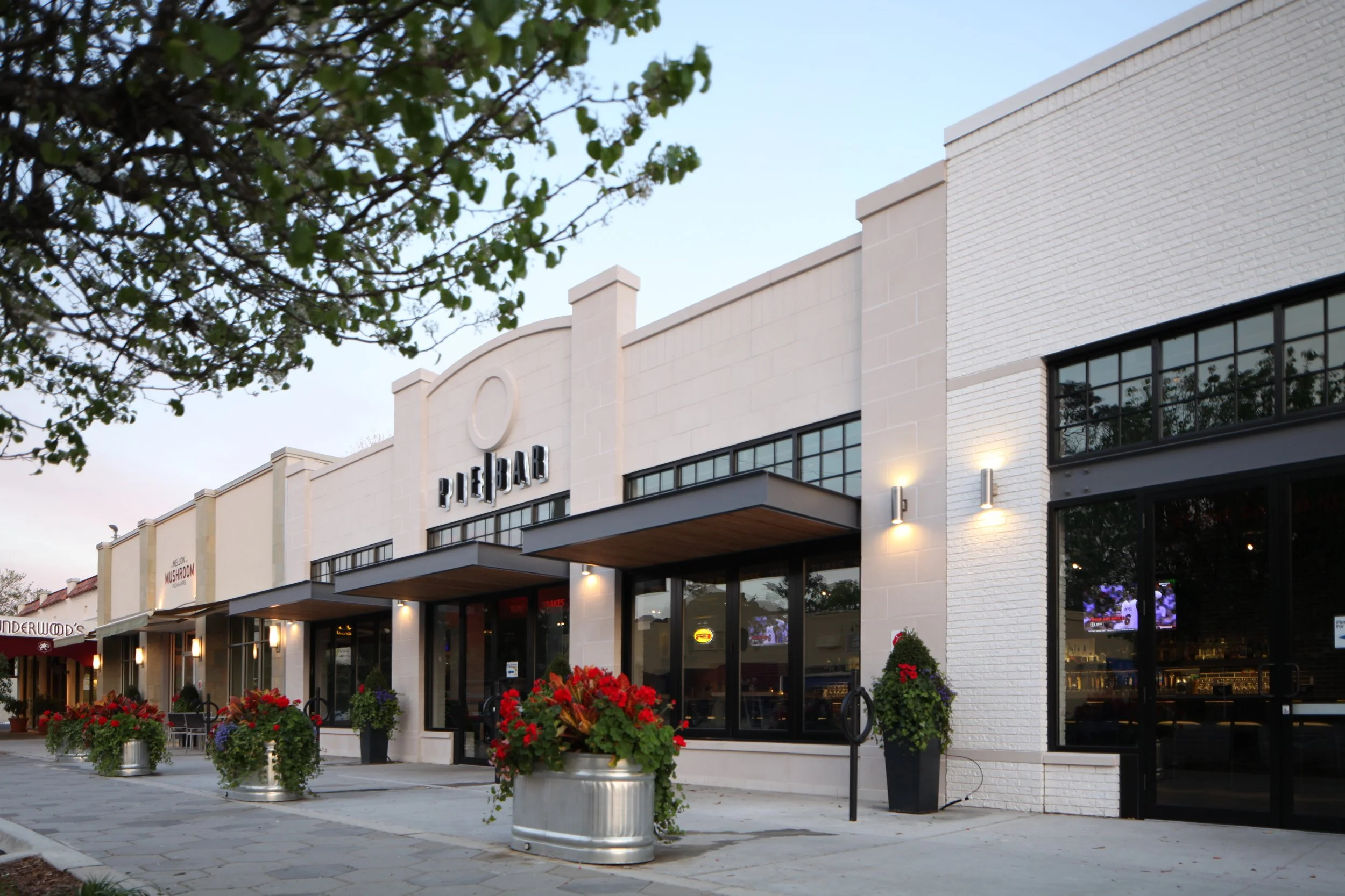 Mellow Mushroom Avondale