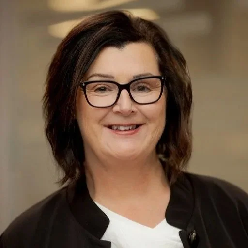  Diane Allain 
SECRETARY 
Executive, HR & Nominating 
Executive Advisor, Leadership Development & Coach, UNI Financial Corporation